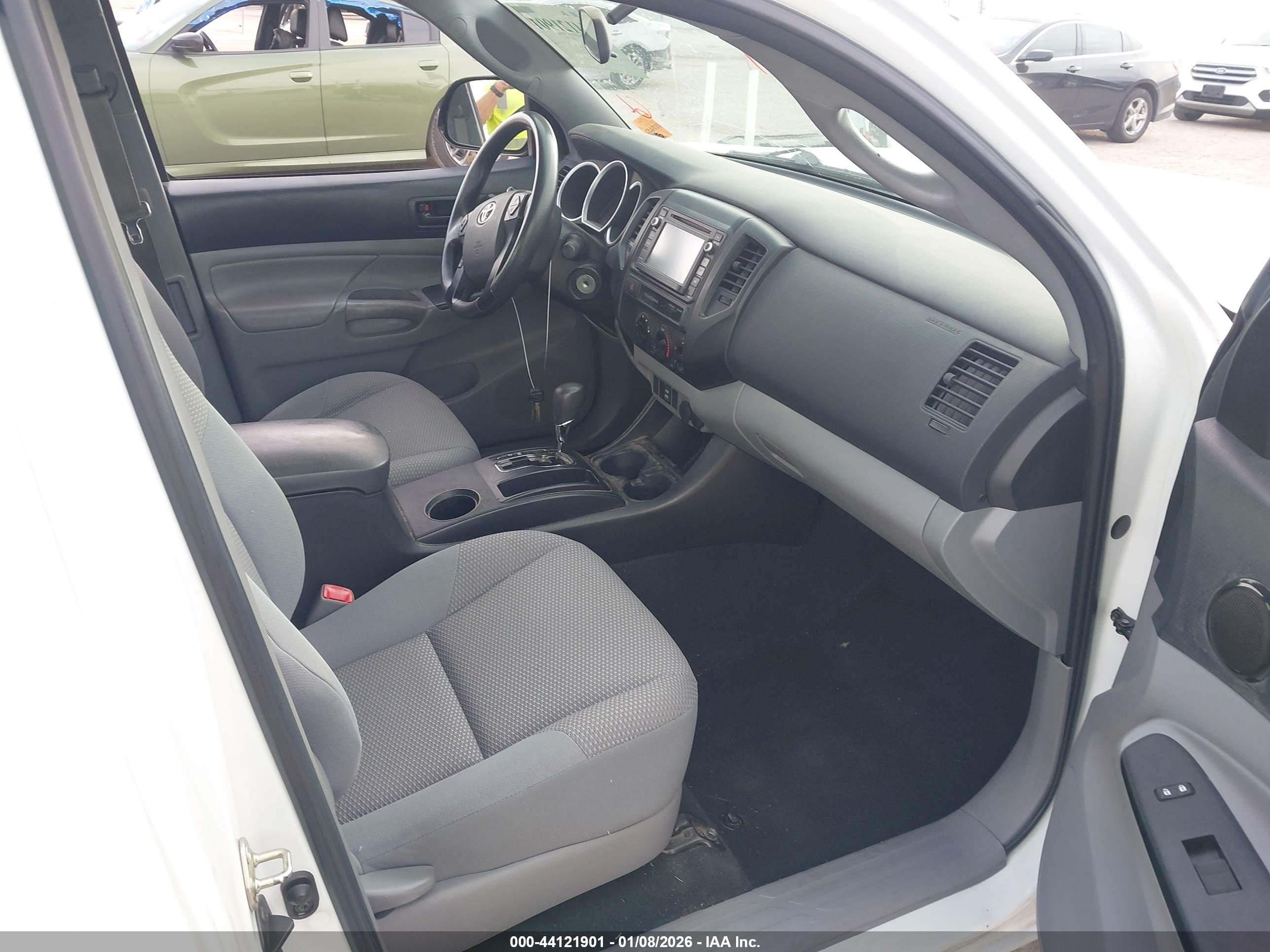 TOYOTA TACOMA image 5