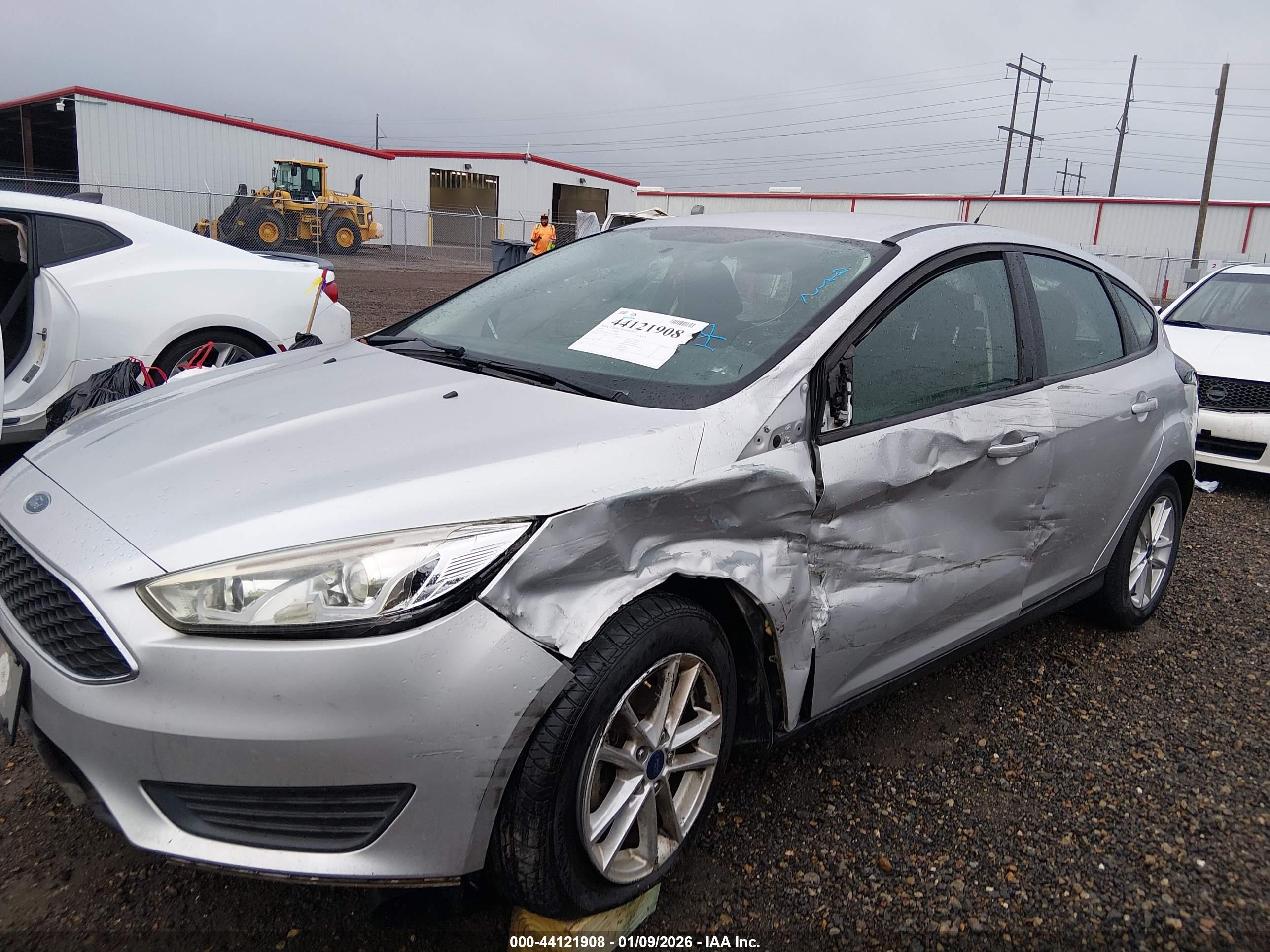 FORD FOCUS image 6