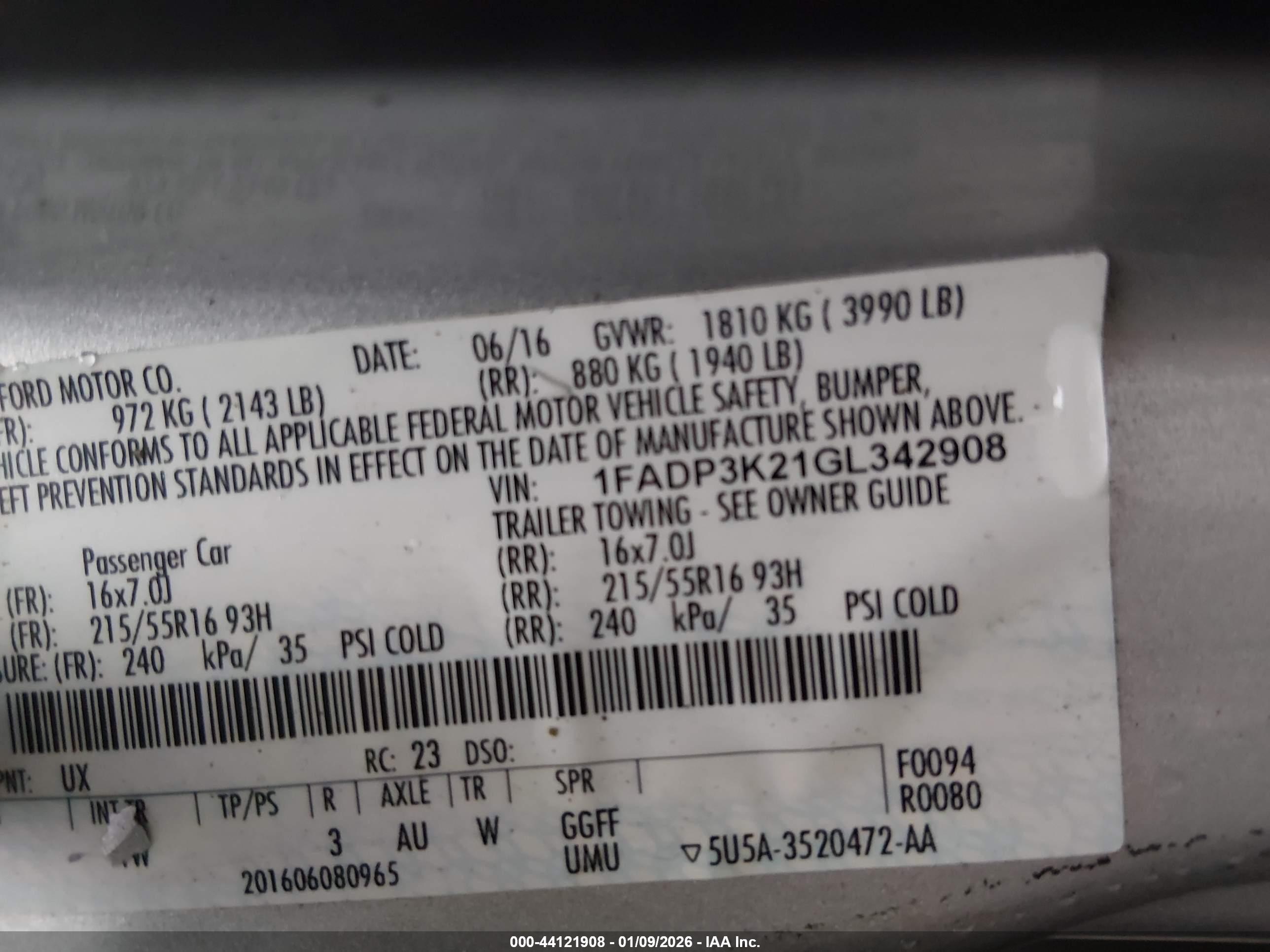 FORD FOCUS image 9