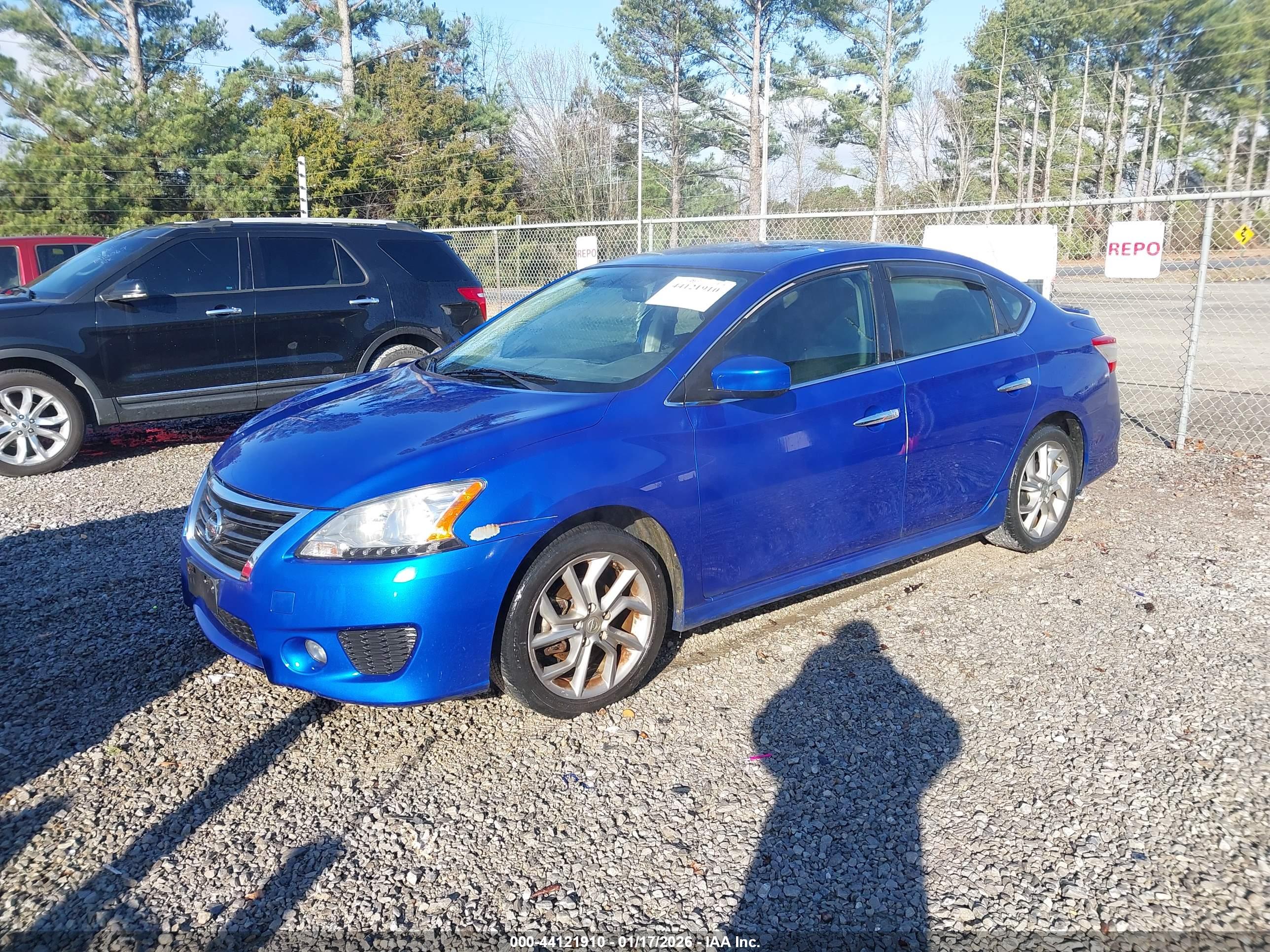NISSAN SENTRA image 2