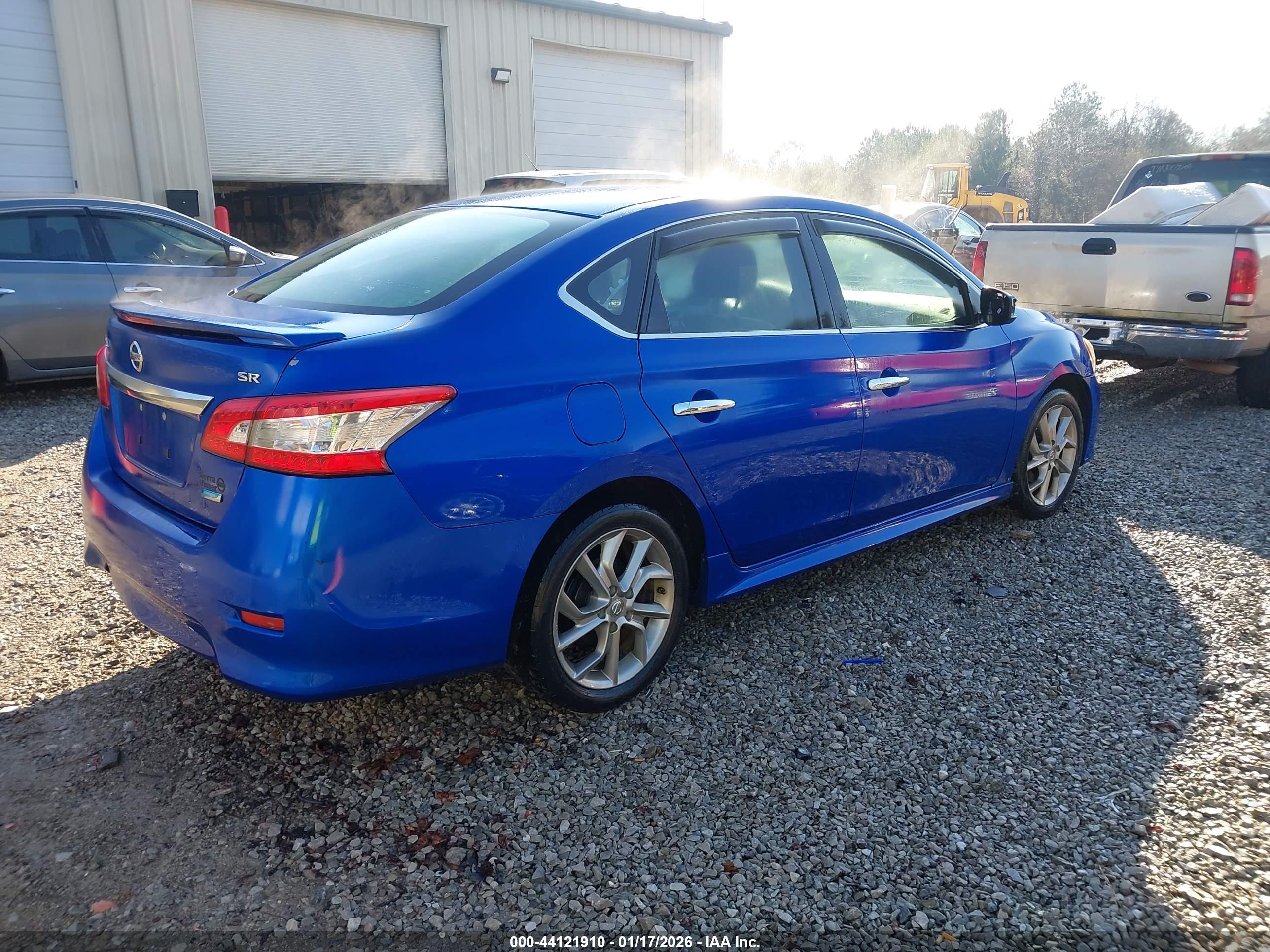NISSAN SENTRA image 4