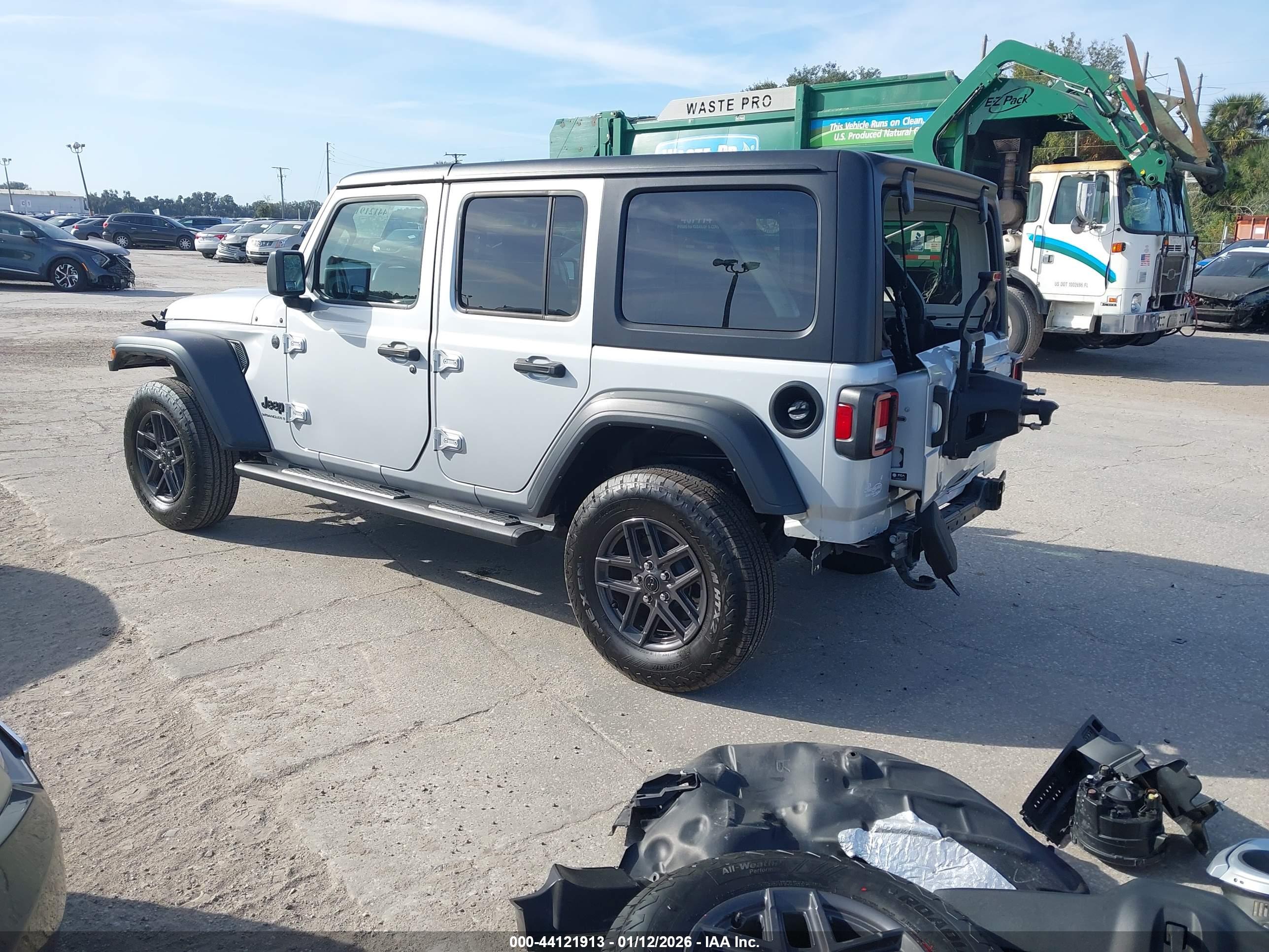 JEEP WRANGLER image 3