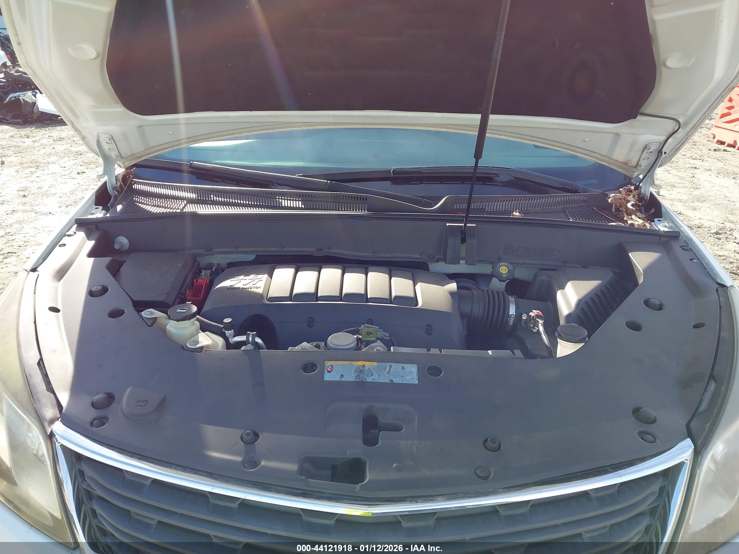 CHEVROLET TRAVERSE image 10