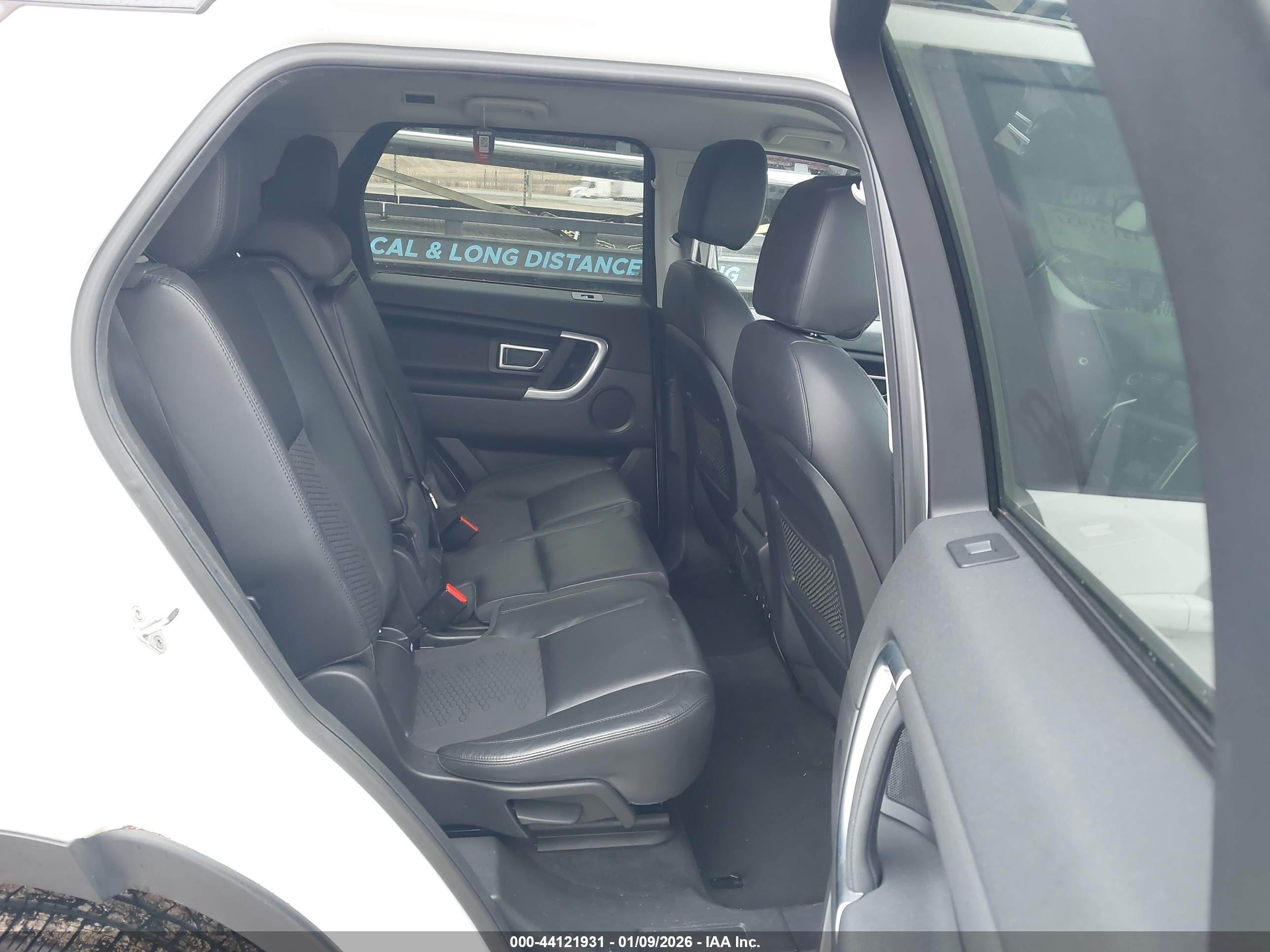 LAND ROVER image 8