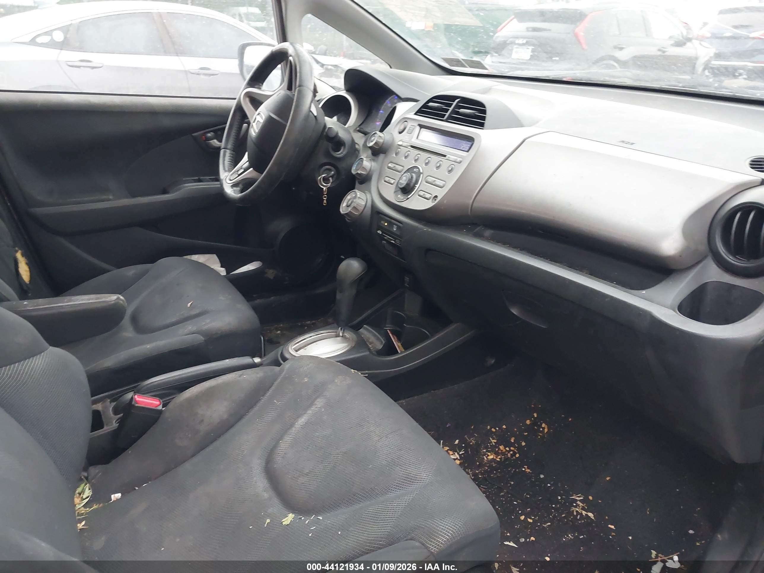 HONDA FIT image 5