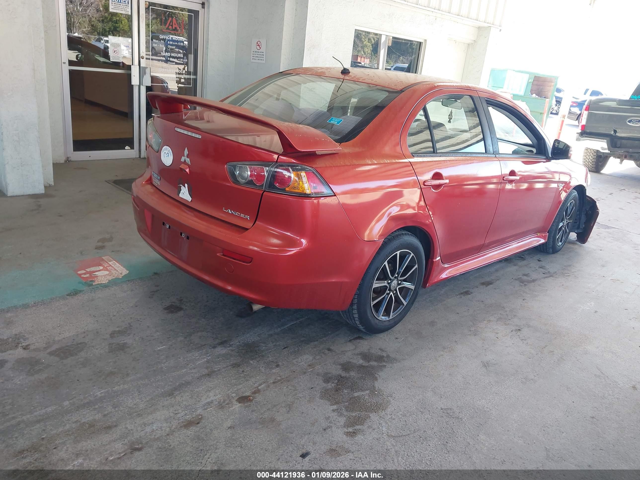 MITSUBISHI LANCER image 4