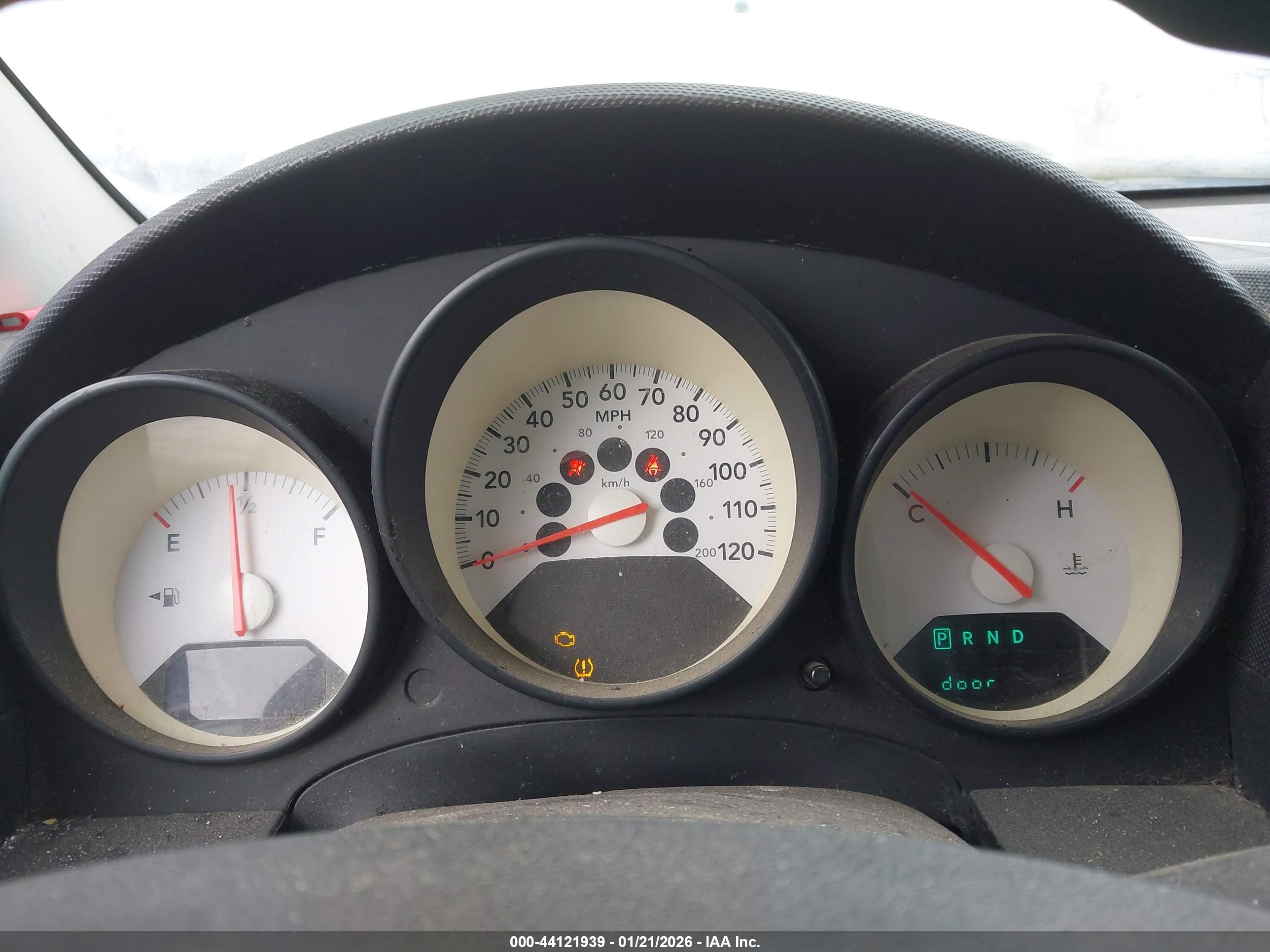 DODGE CALIBER image 7