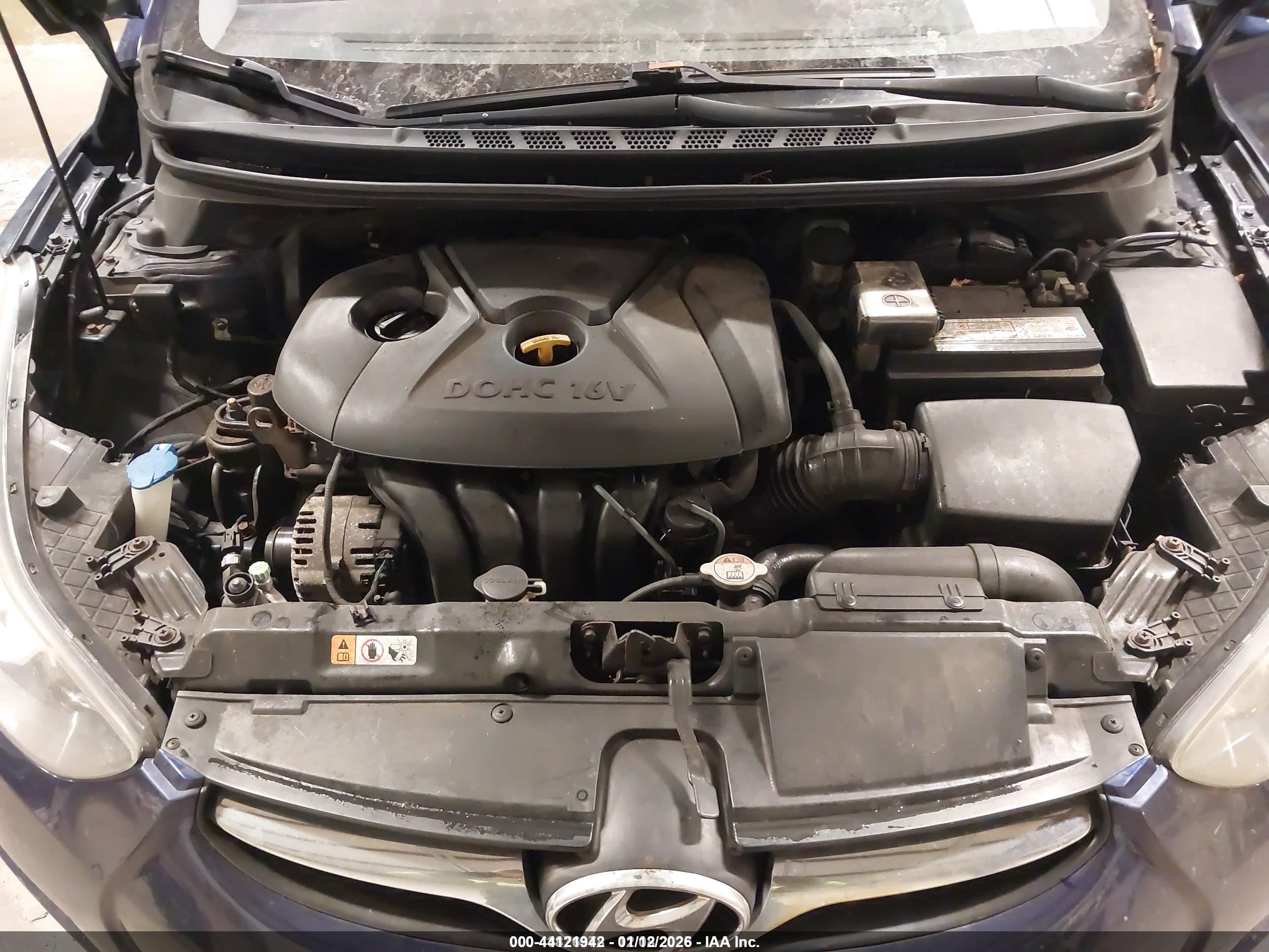 HYUNDAI ELANTRA image 10