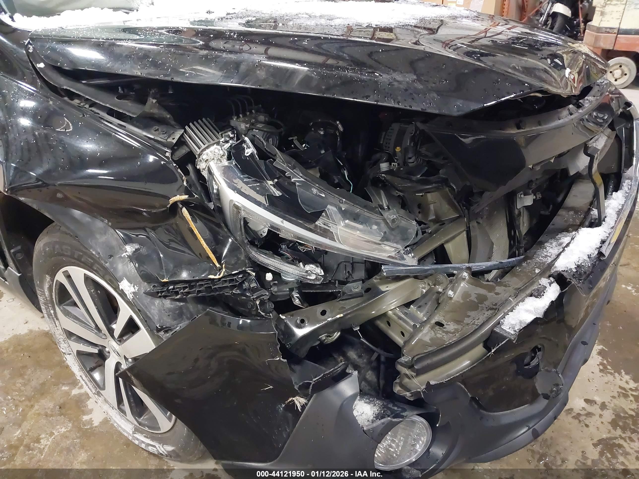 SUBARU OUTBACK image 6