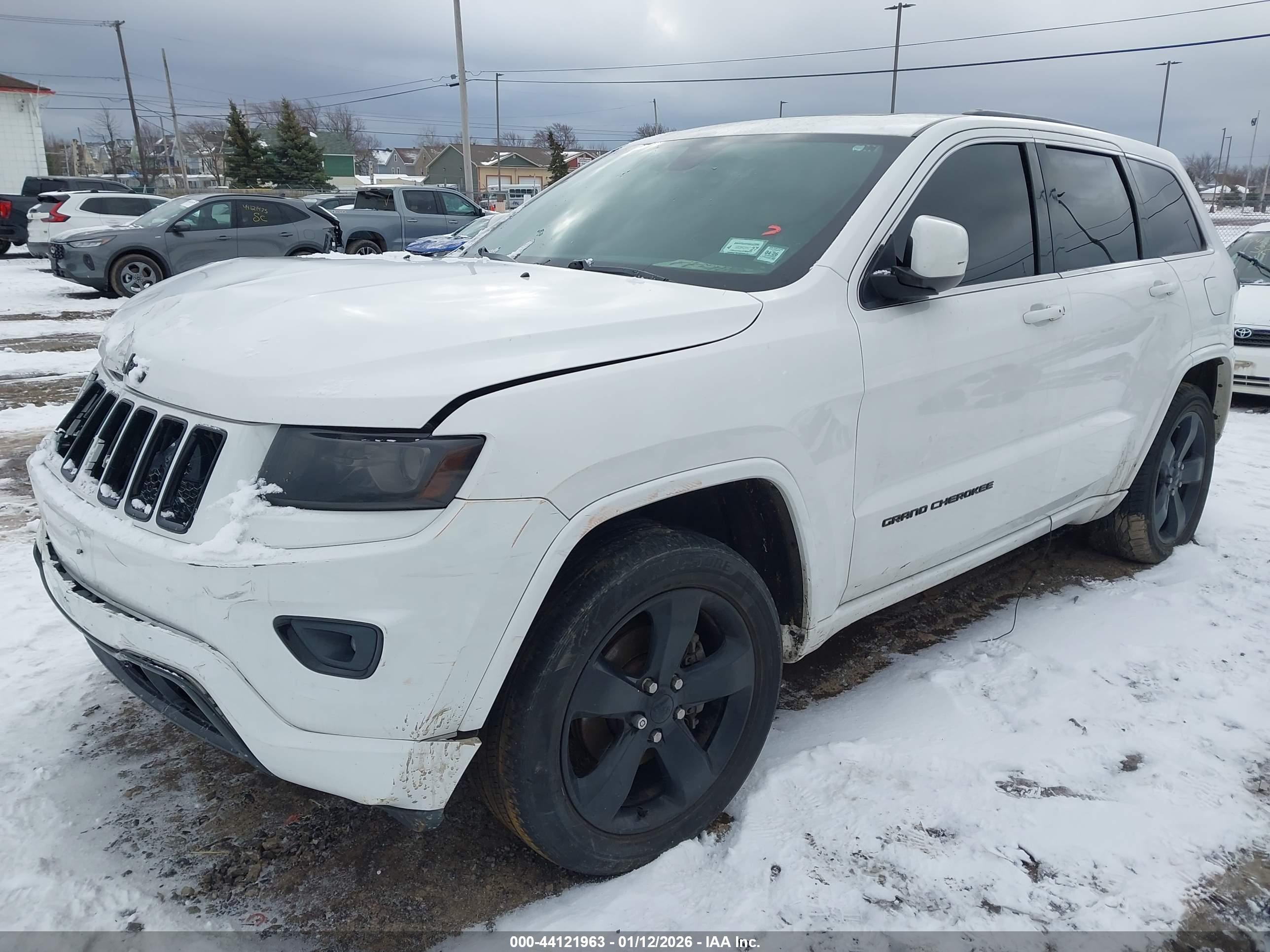 JEEP GRAND image 2