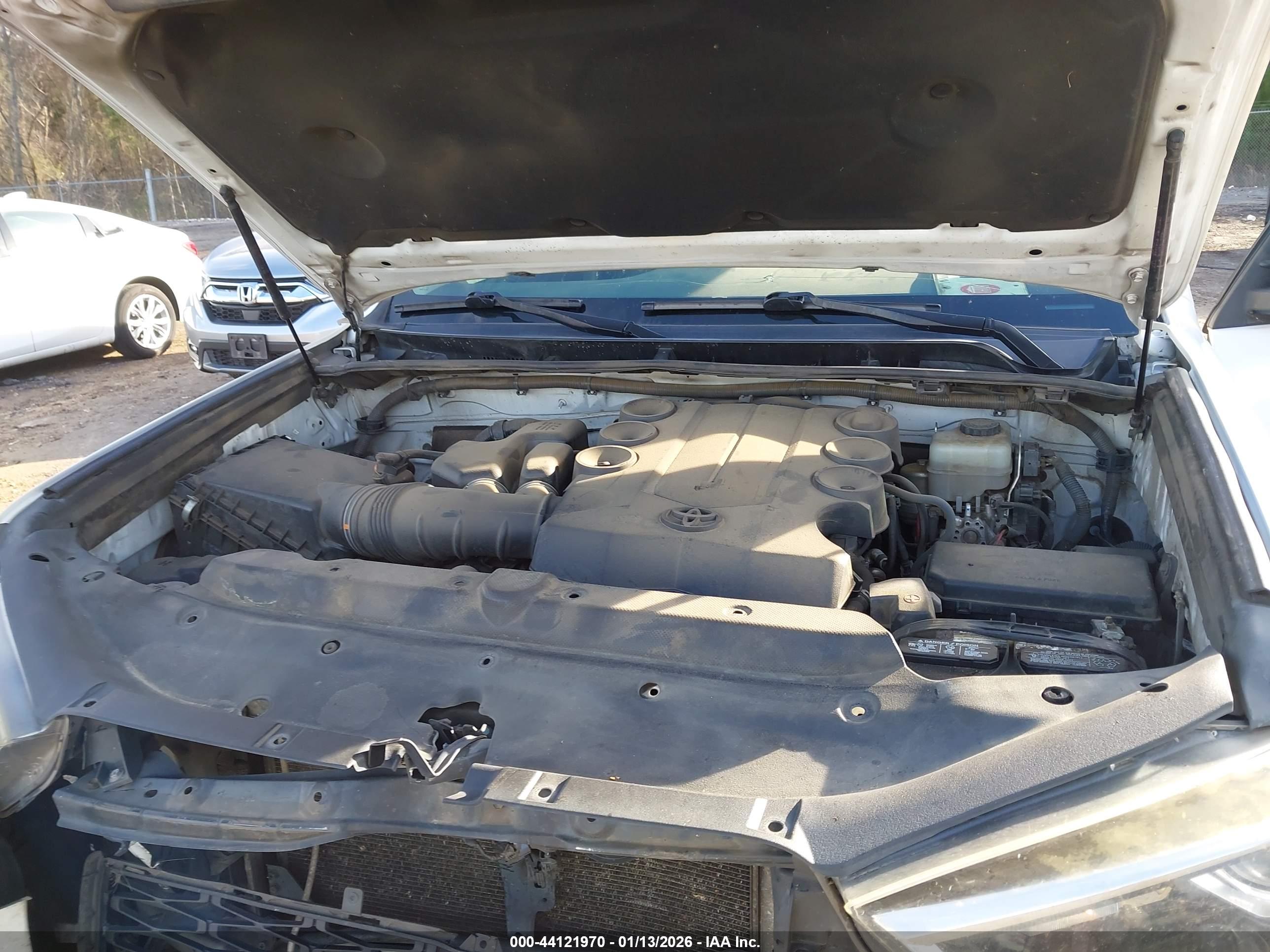 TOYOTA 4RUNNER image 10