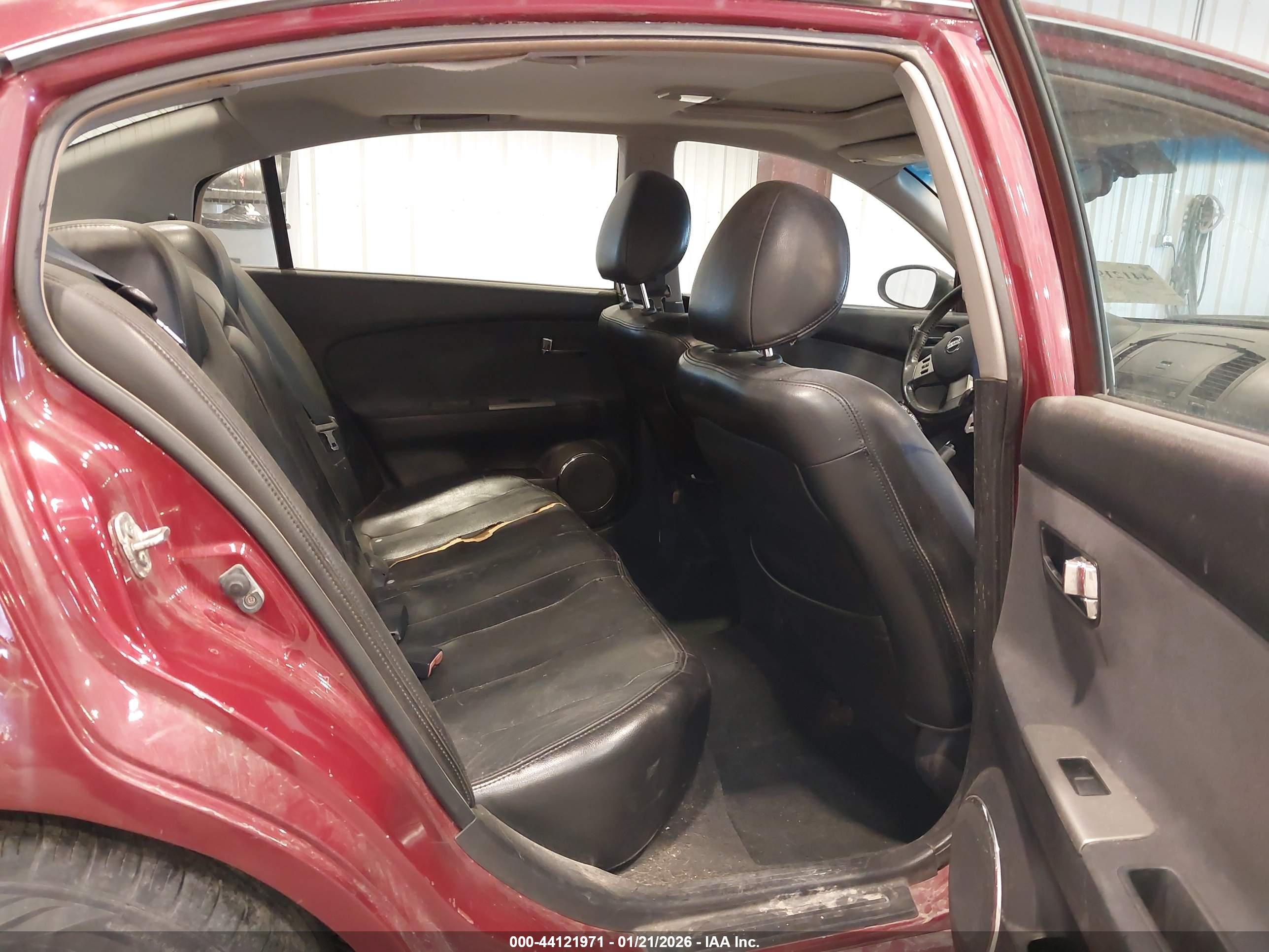 NISSAN ALTIMA image 8