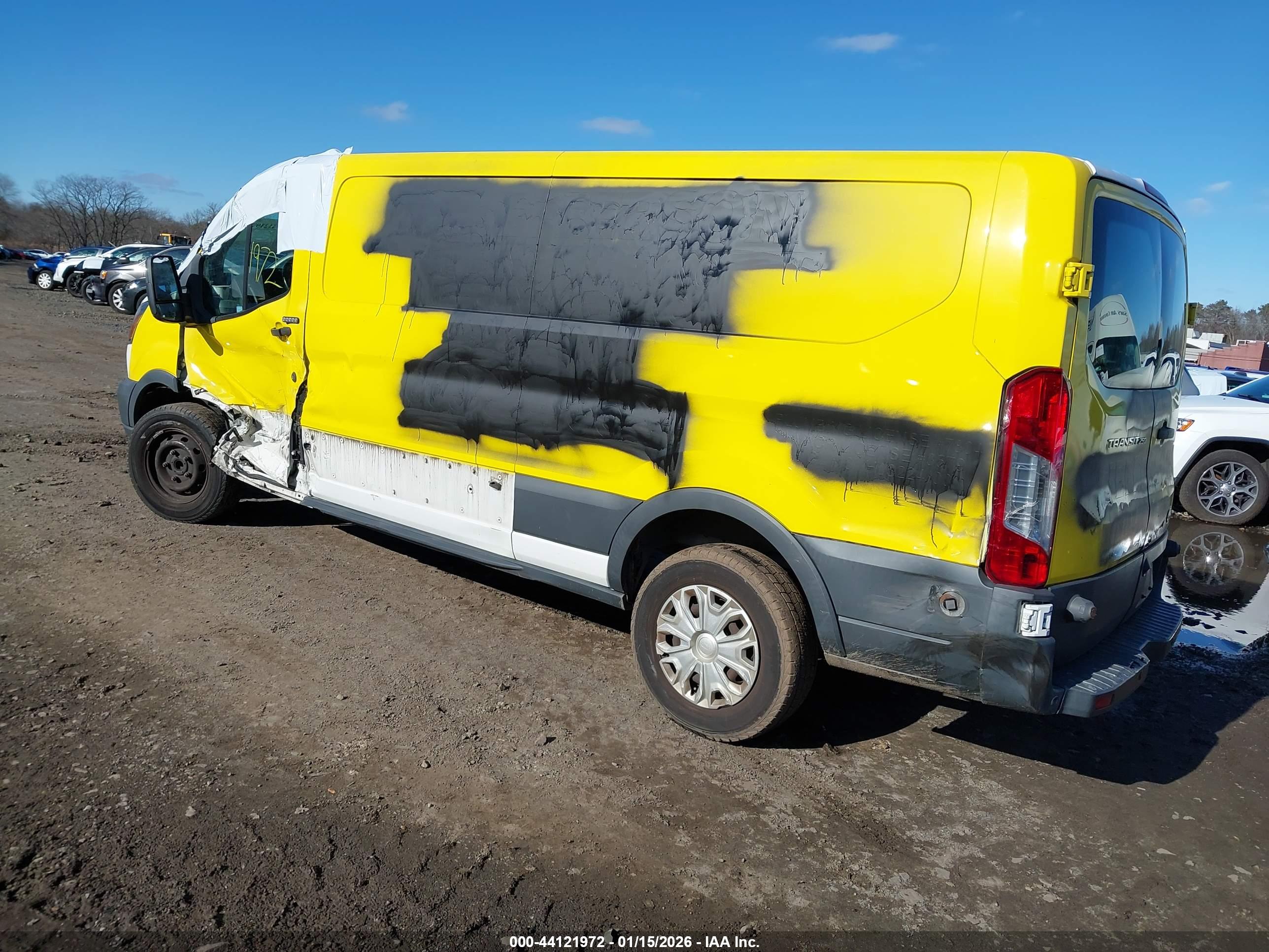 FORD TRANSIT-250 image 3