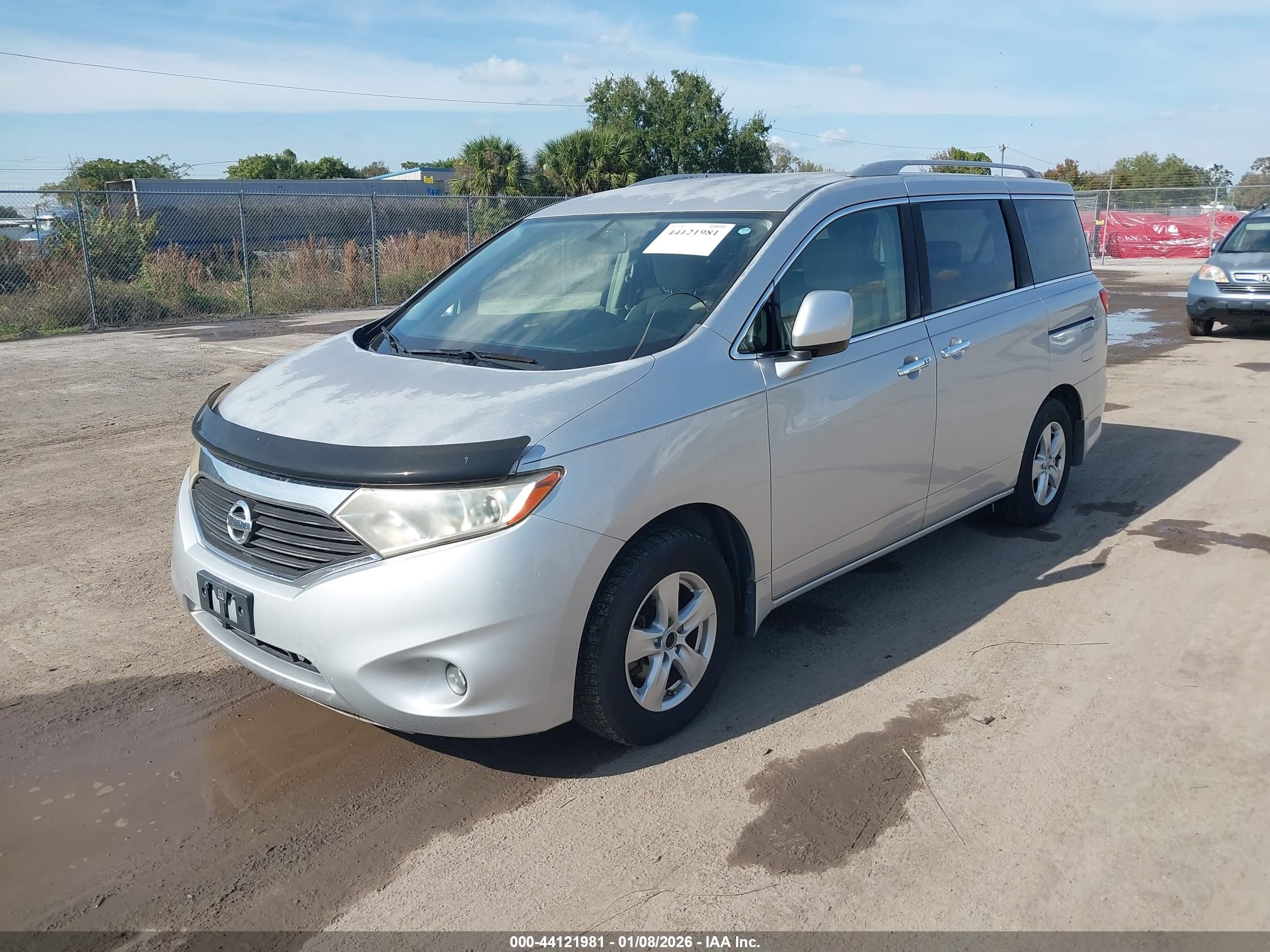 NISSAN QUEST image 2