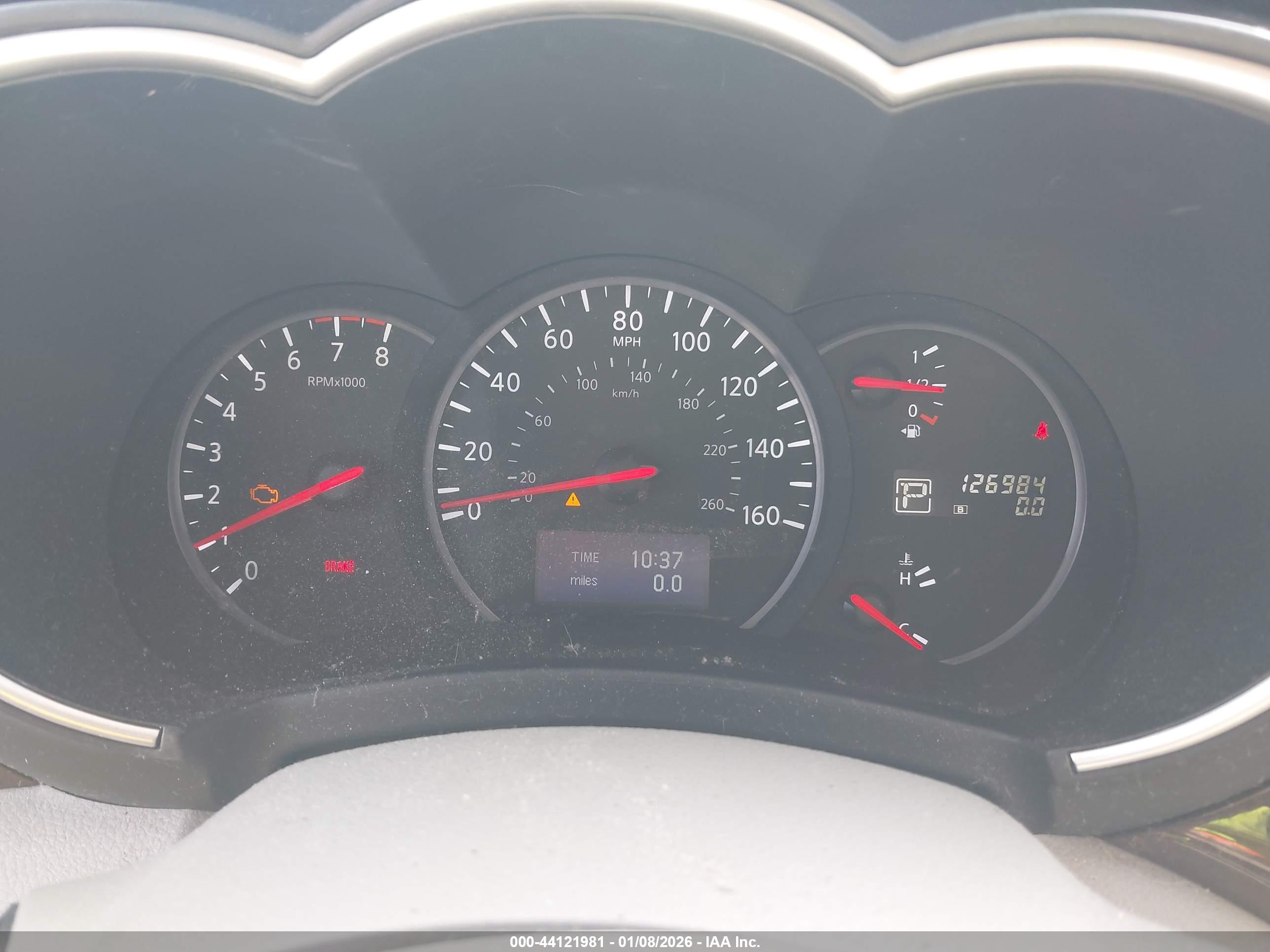 NISSAN QUEST image 7