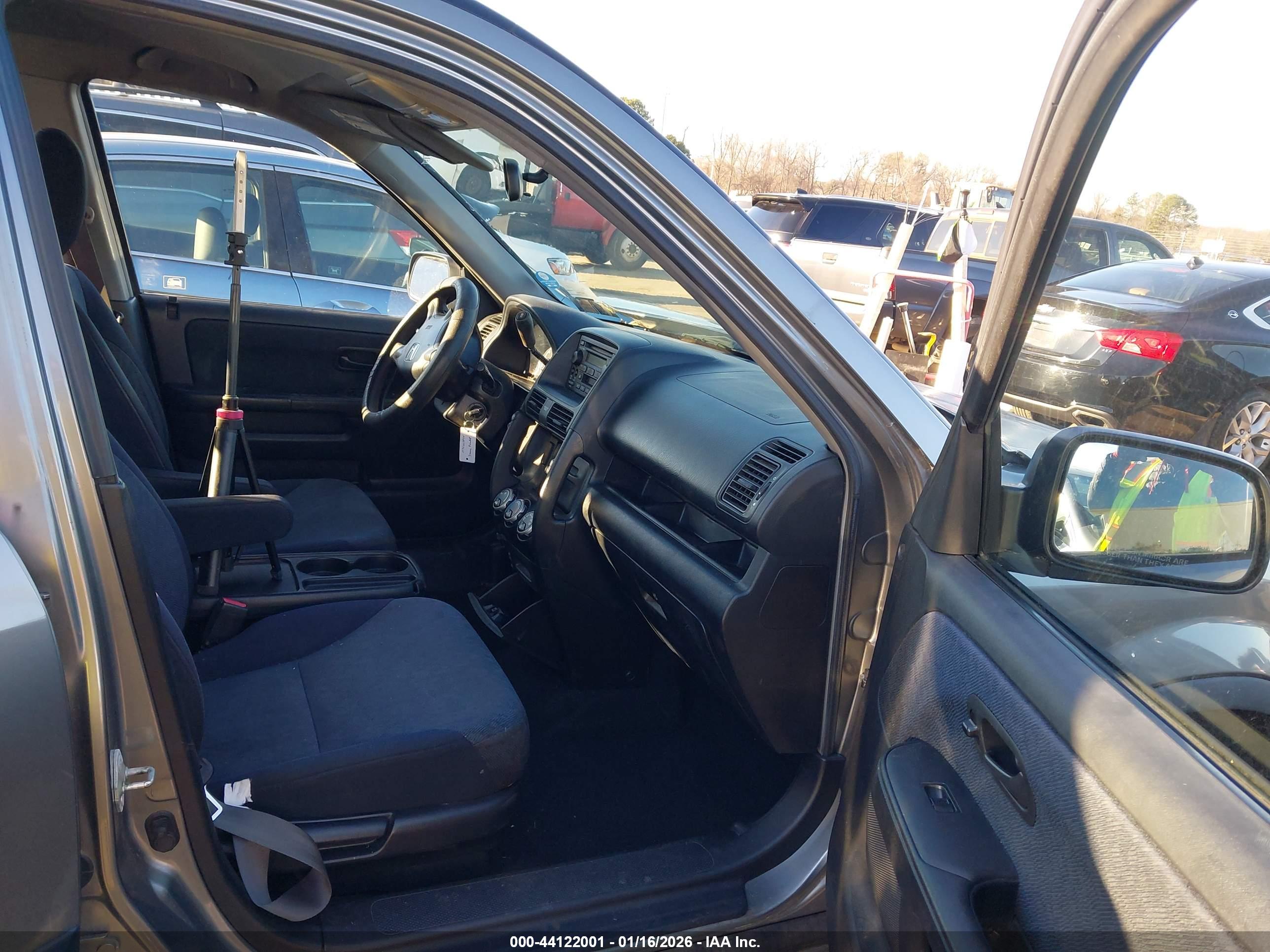 HONDA CR-V image 5