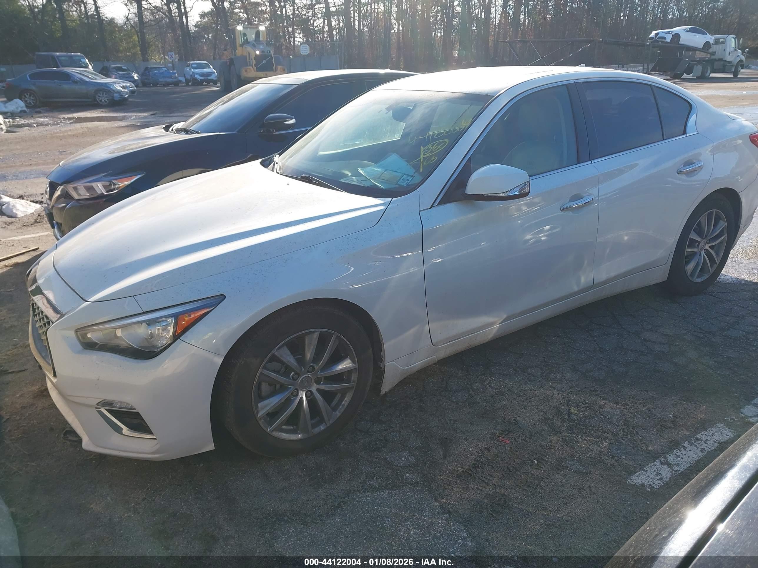 INFINITI Q50 image 2