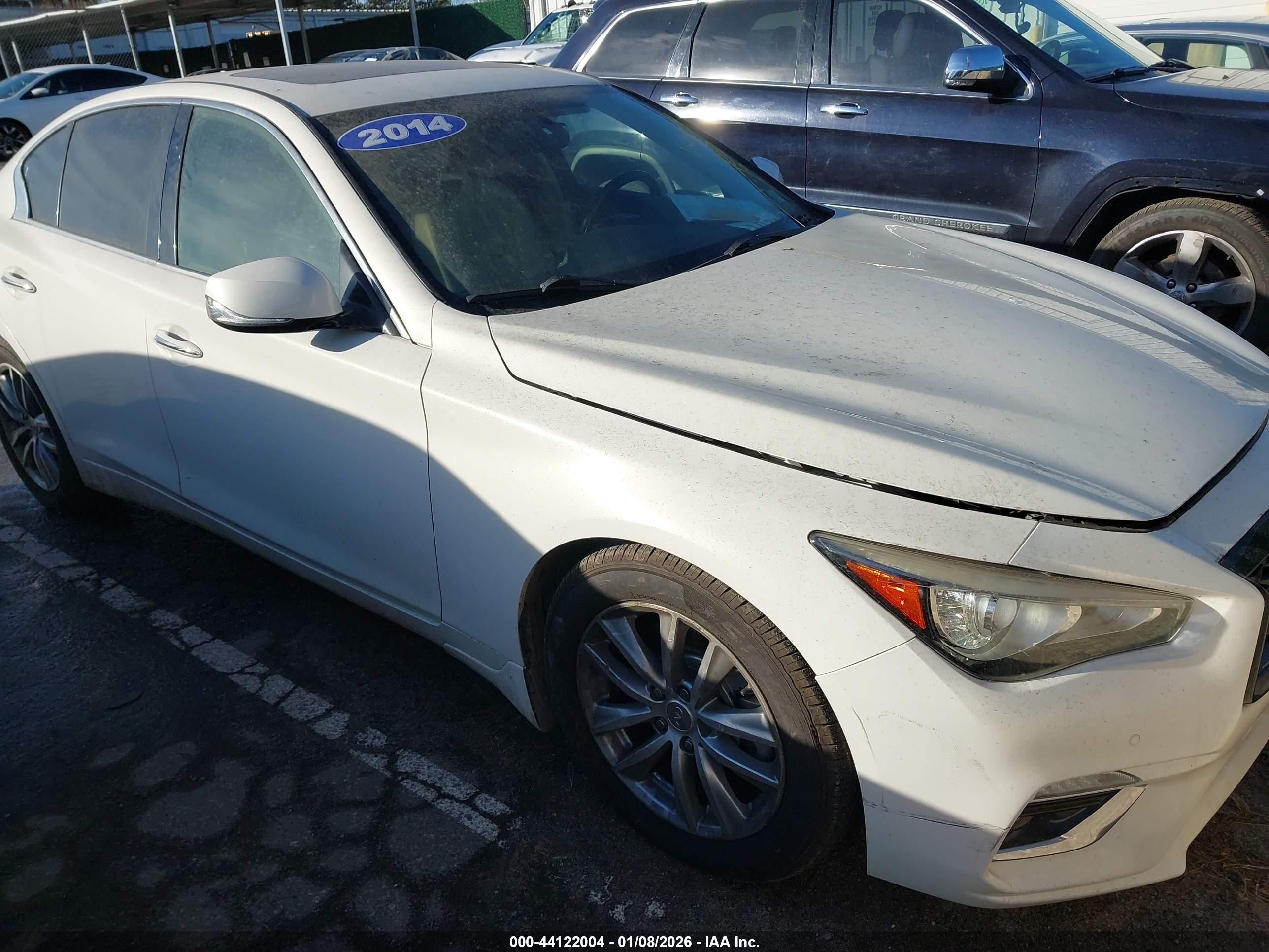 INFINITI Q50 image 6