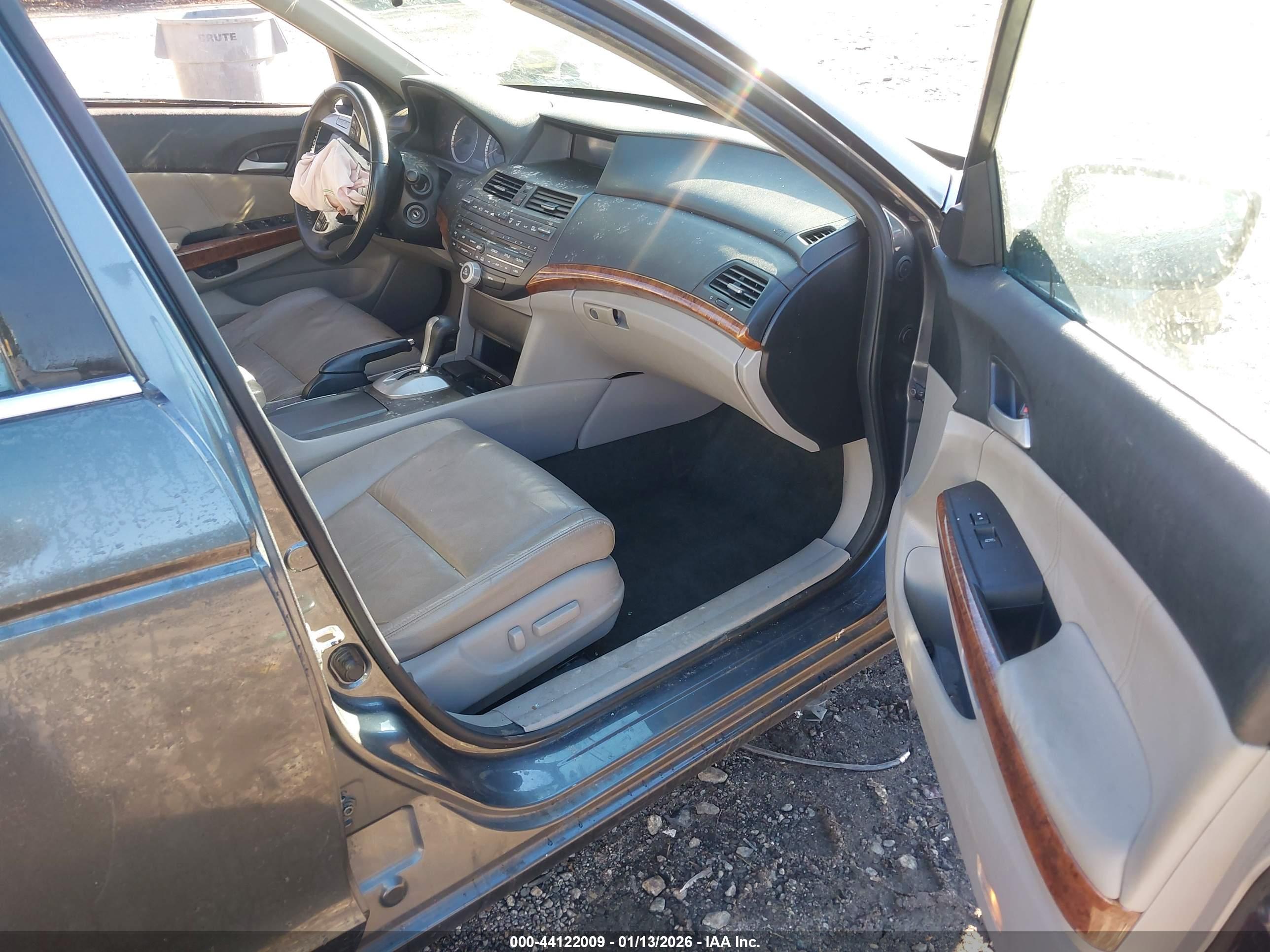 HONDA ACCORD image 5