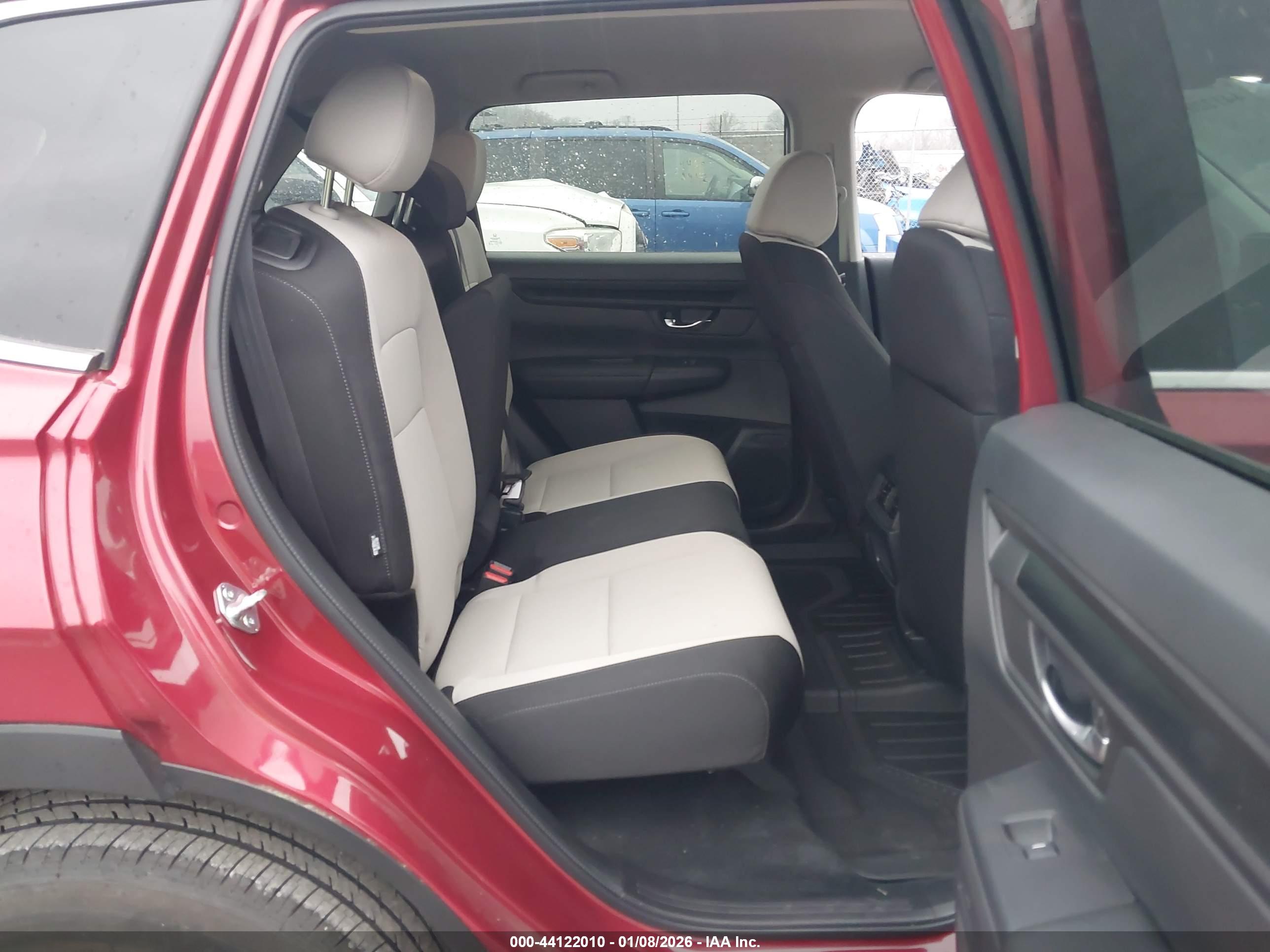 HONDA CR-V image 8