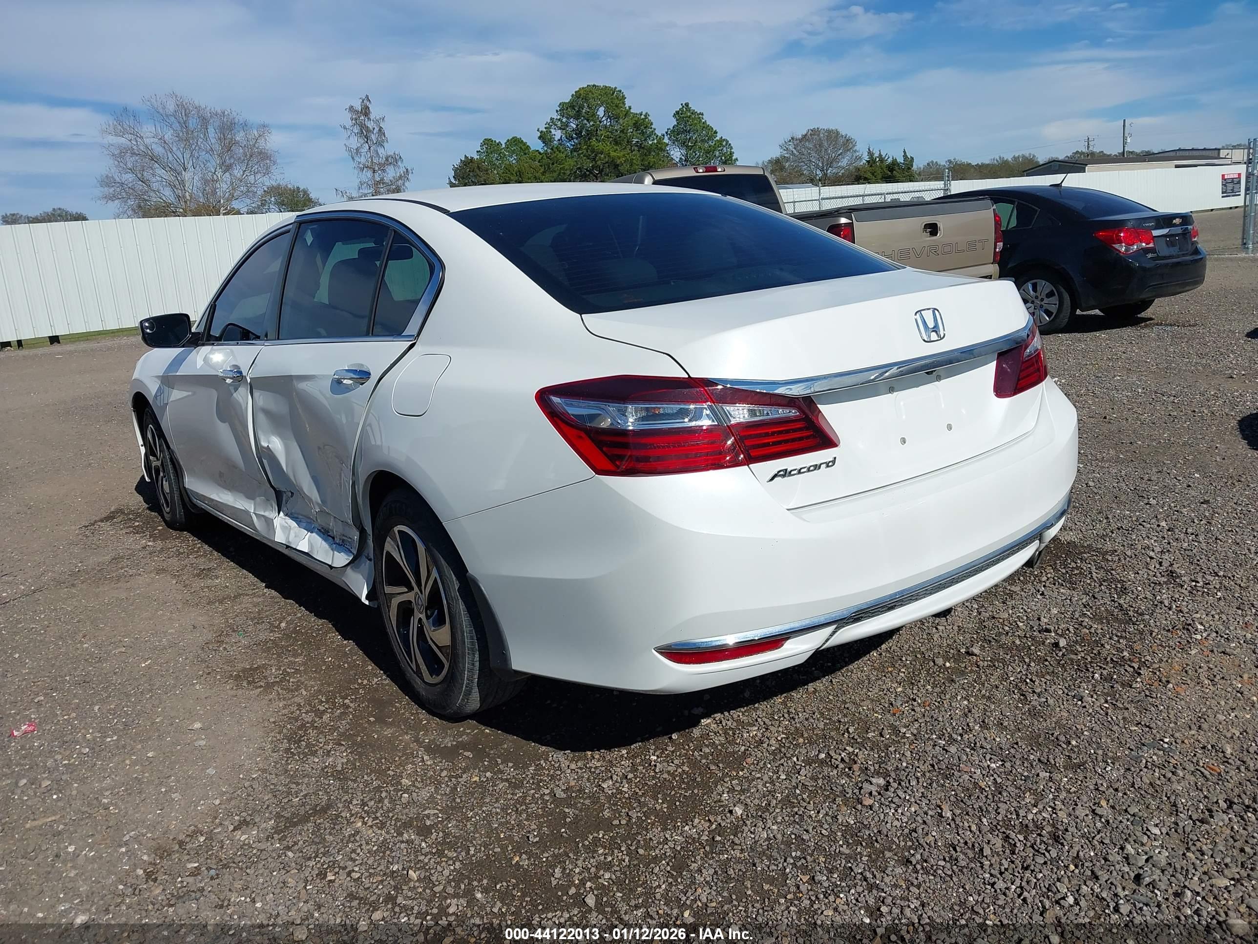 HONDA ACCORD image 3