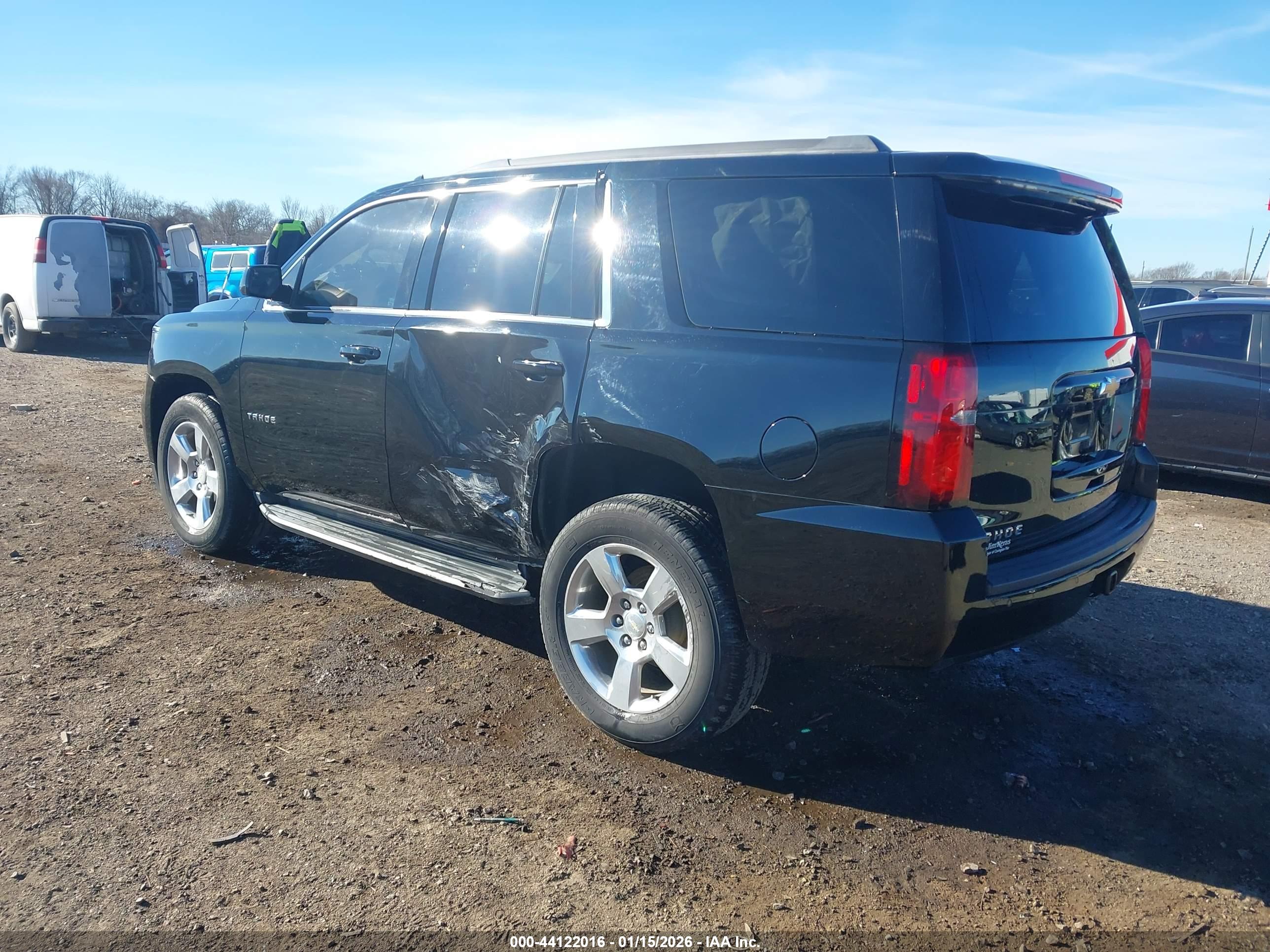CHEVROLET TAHOE image 3