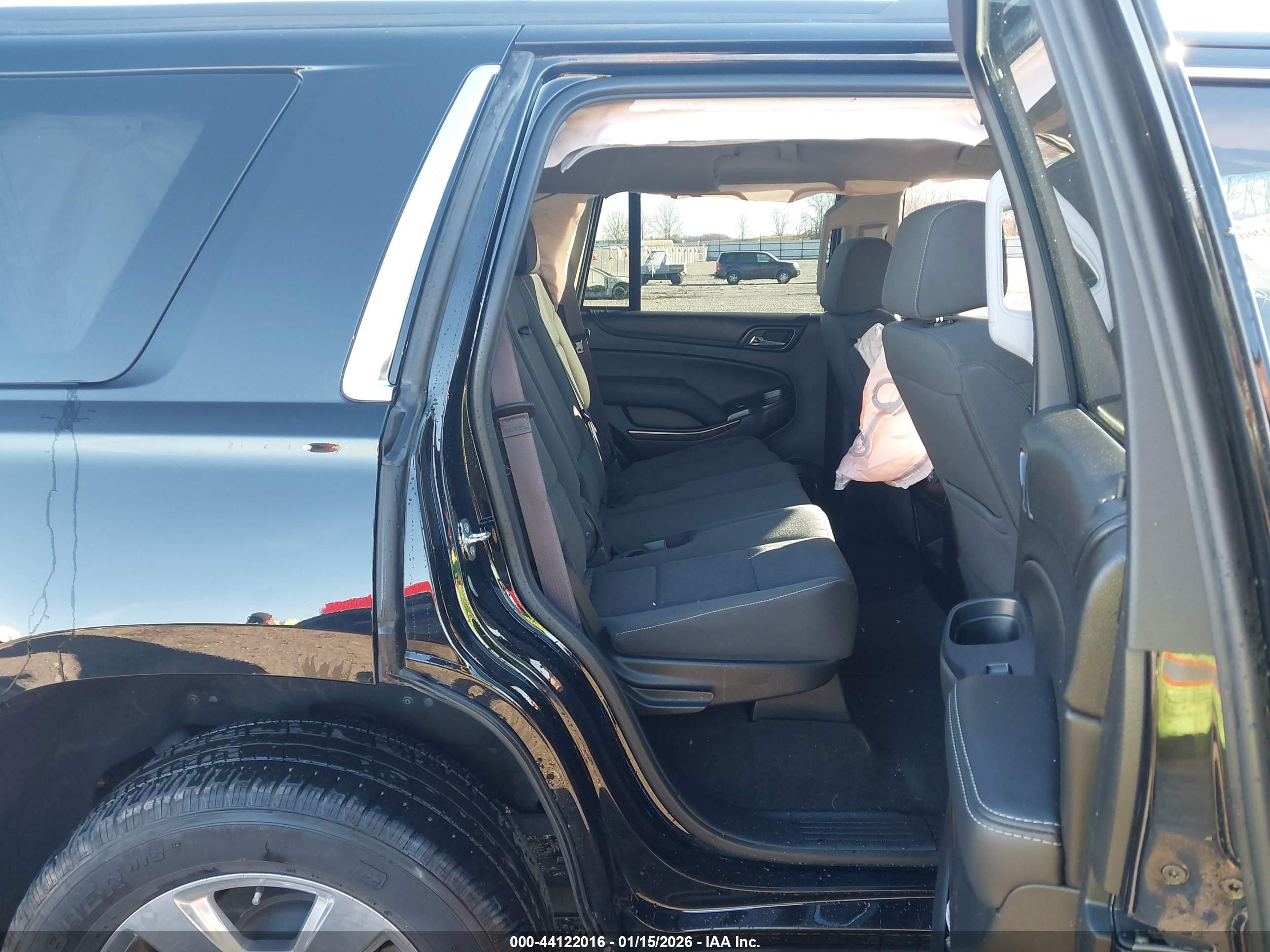 CHEVROLET TAHOE image 8
