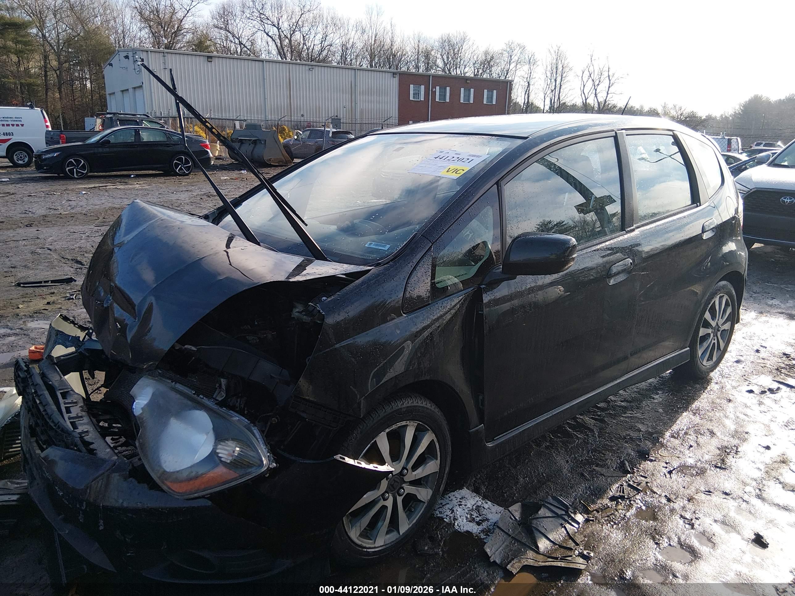 HONDA FIT image 2