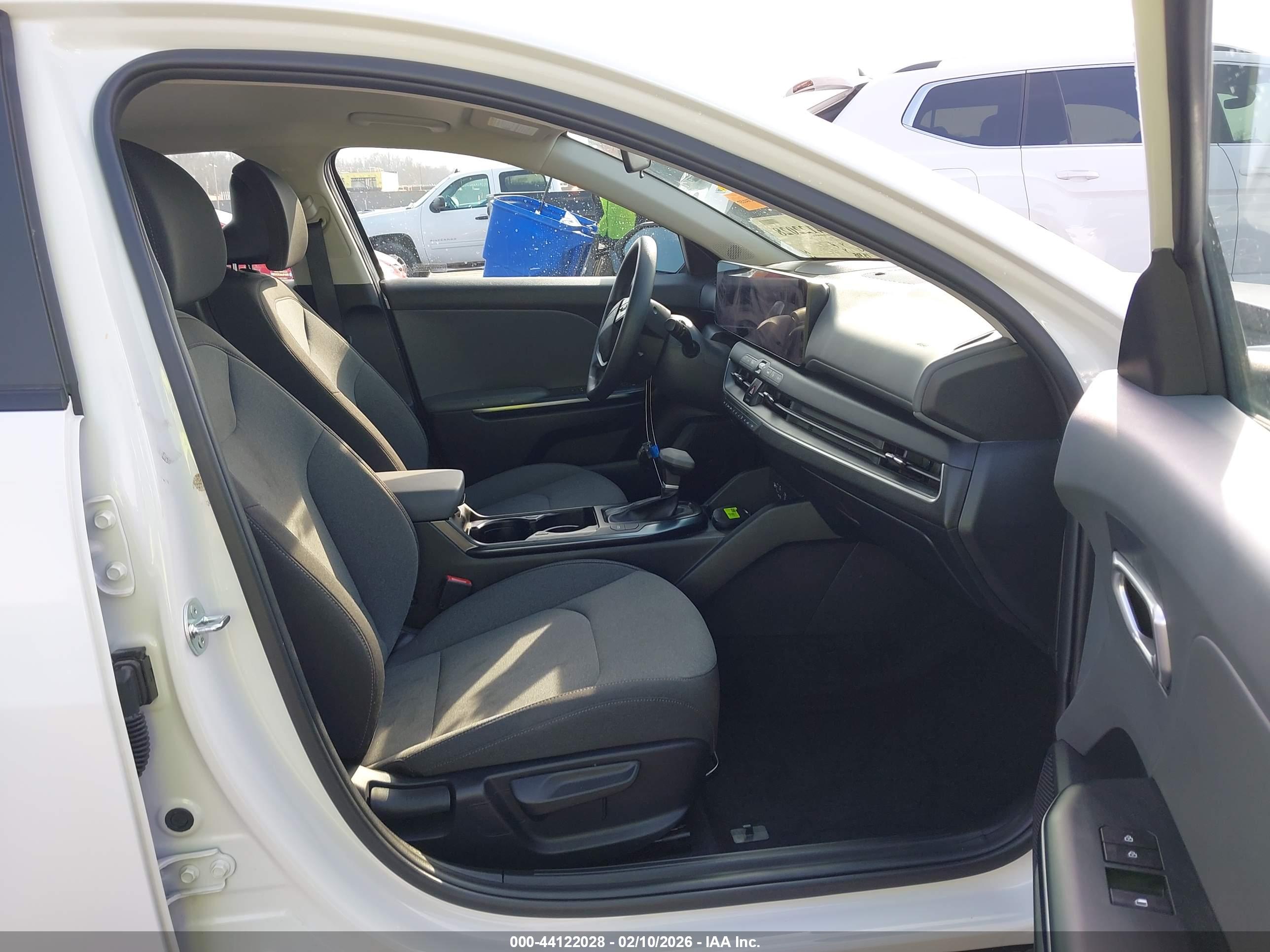 KIA K4 image 5