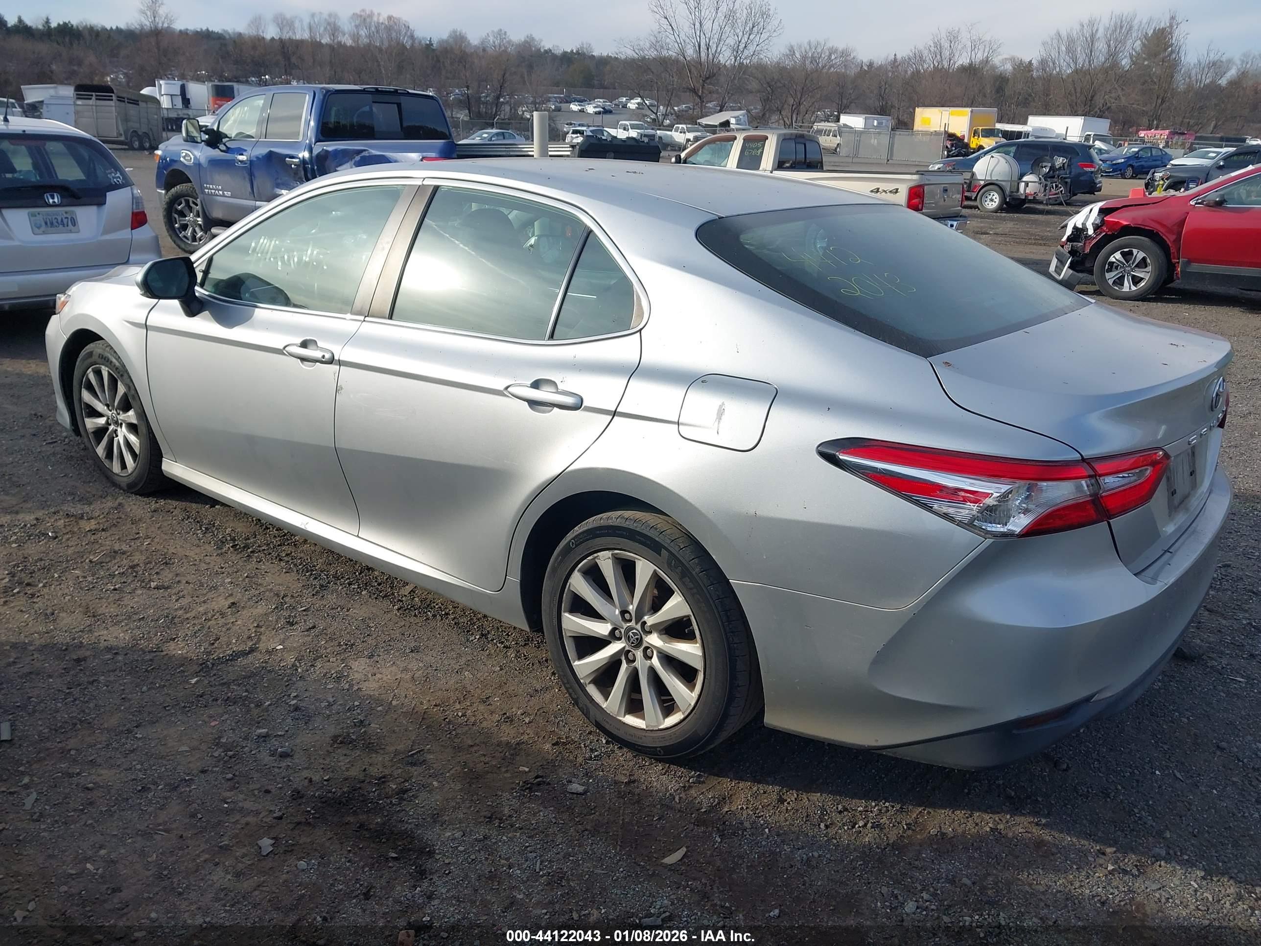TOYOTA CAMRY image 3