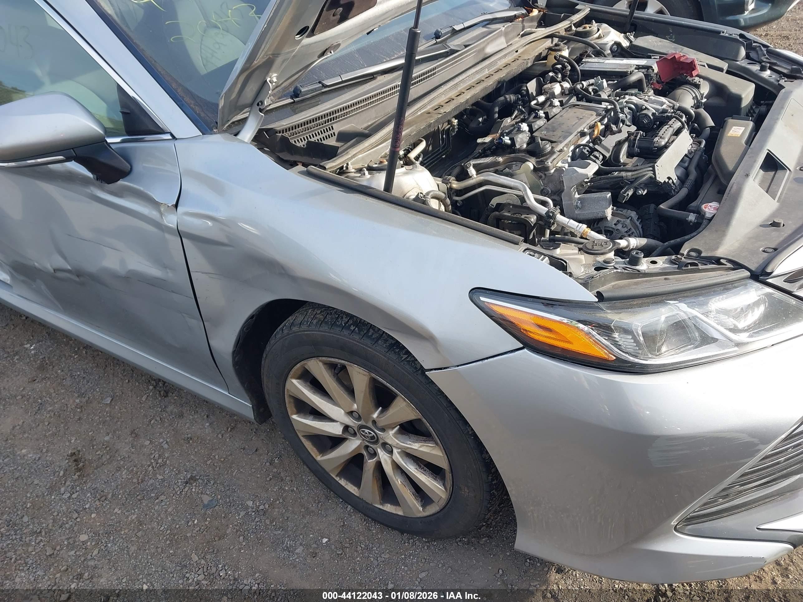 TOYOTA CAMRY image 6