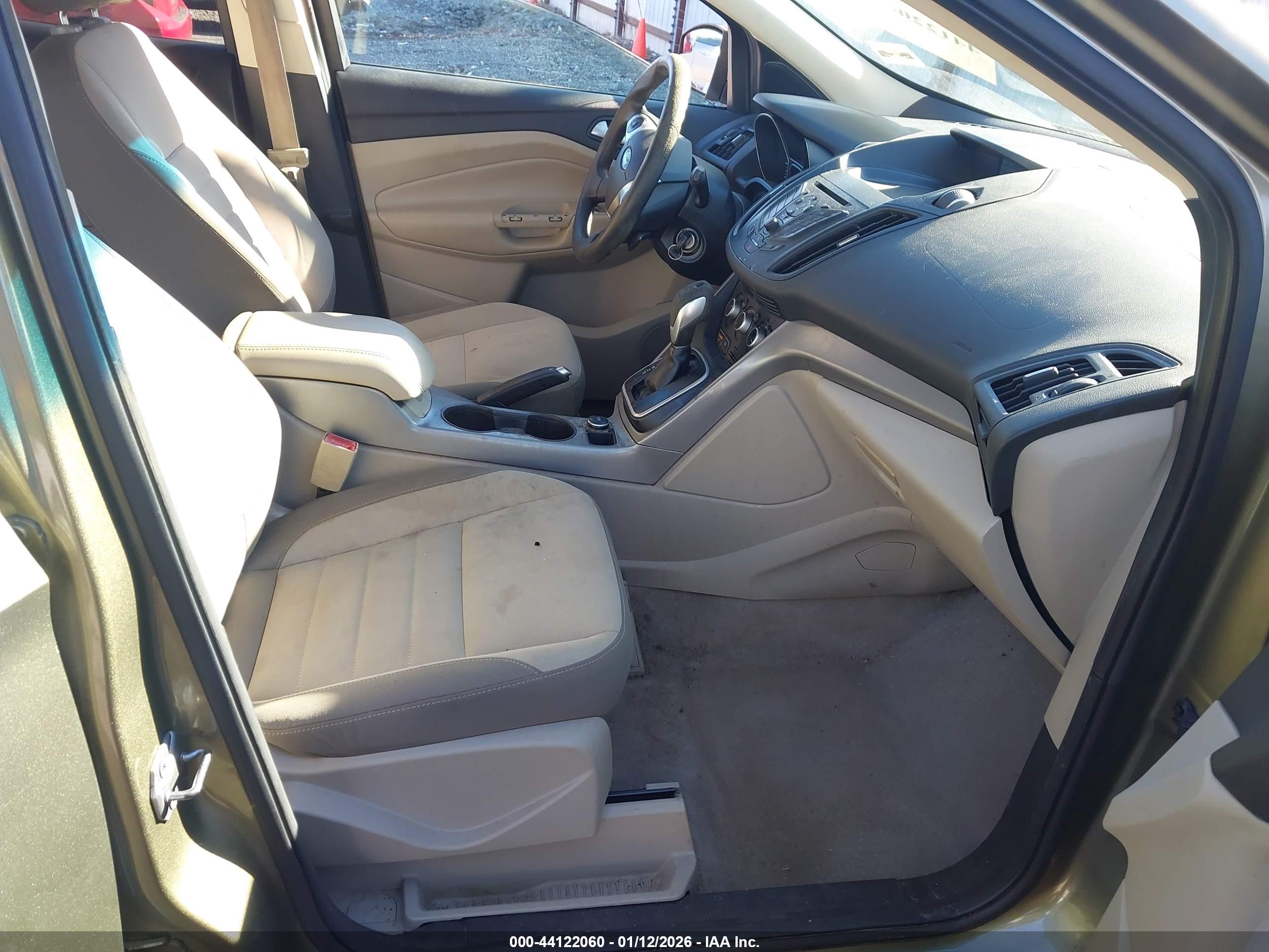 FORD ESCAPE image 5