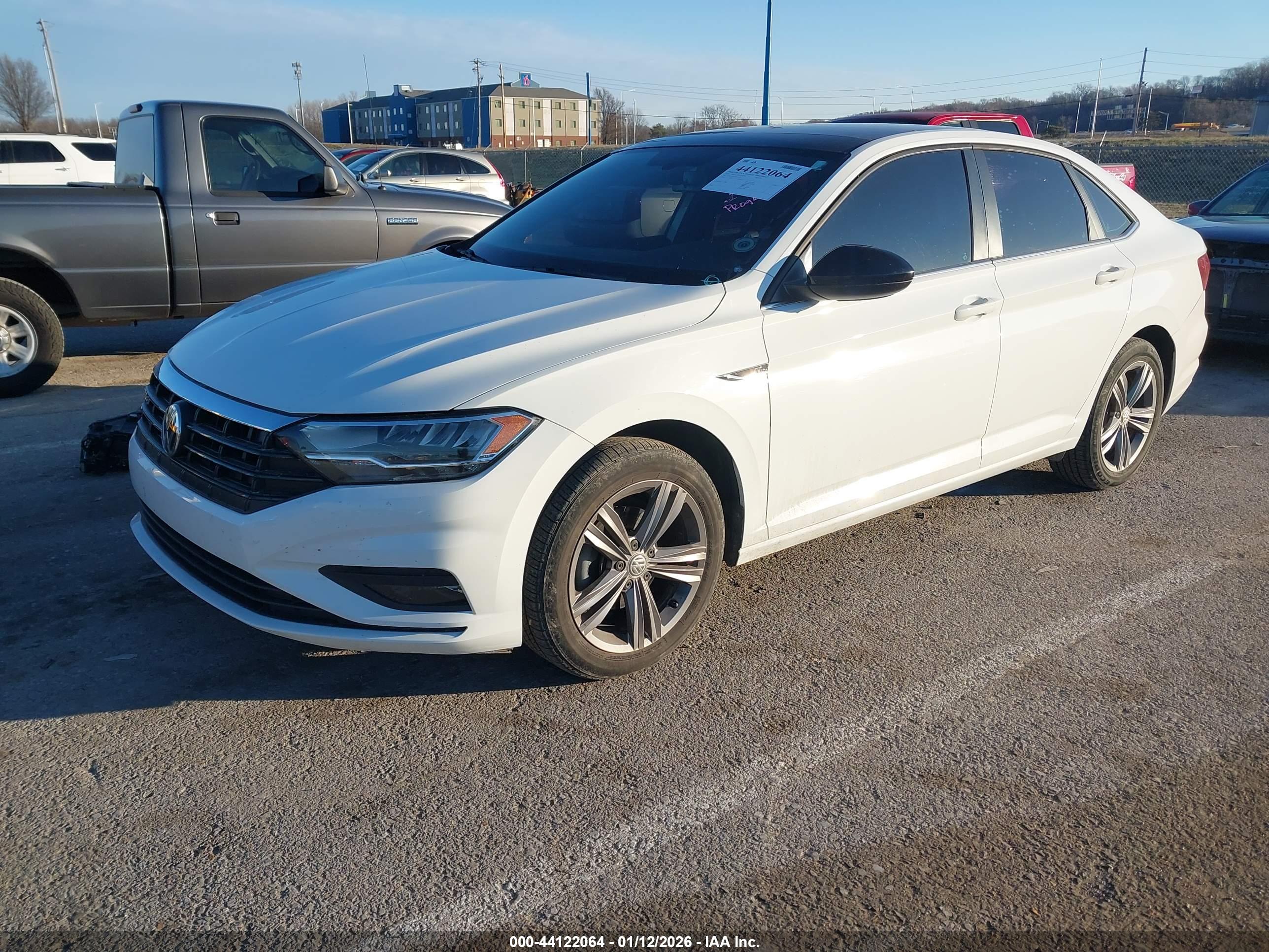 VOLKSWAGEN JETTA image 2