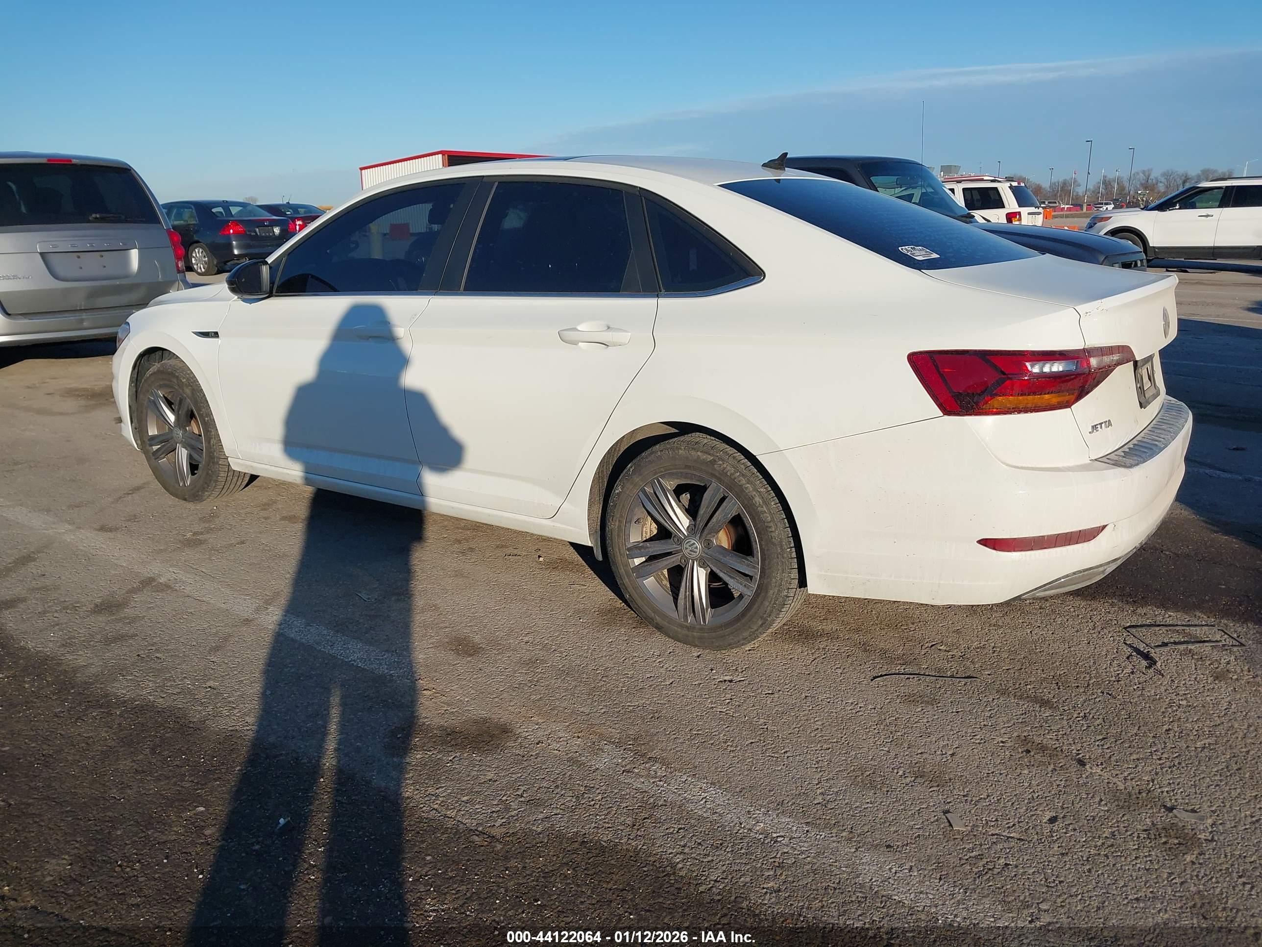 VOLKSWAGEN JETTA image 3
