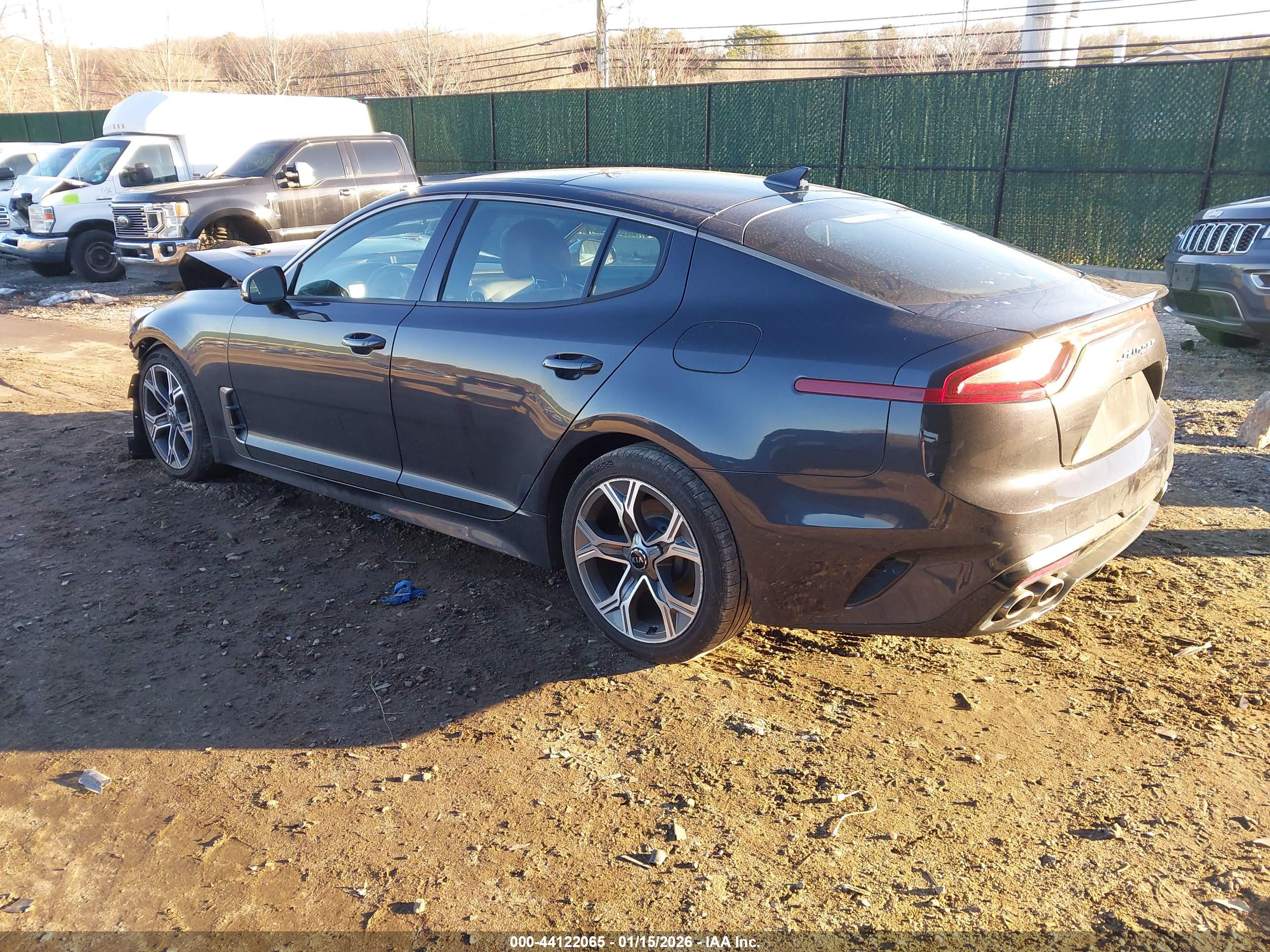 KIA STINGER image 3