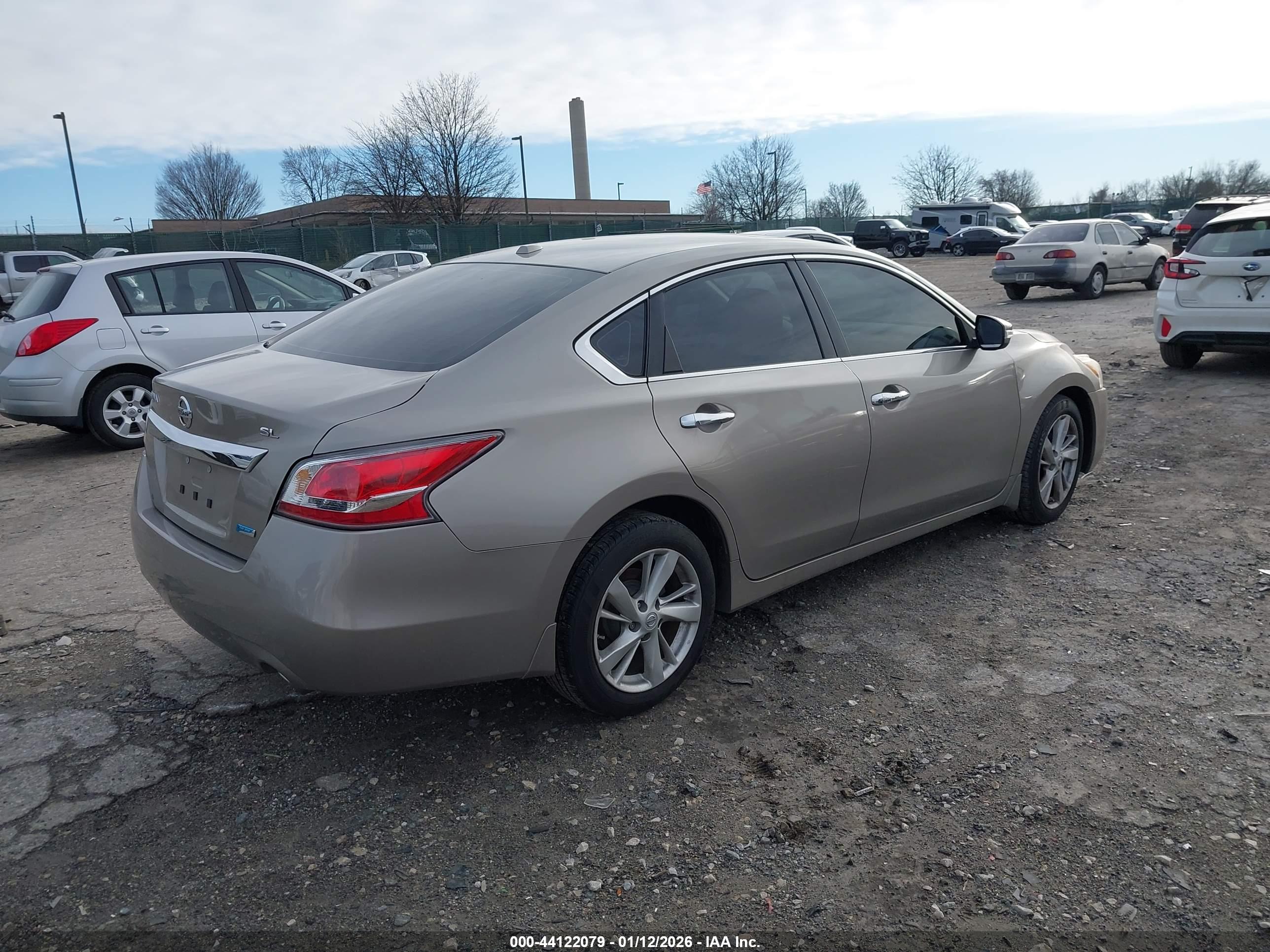 NISSAN ALTIMA image 4