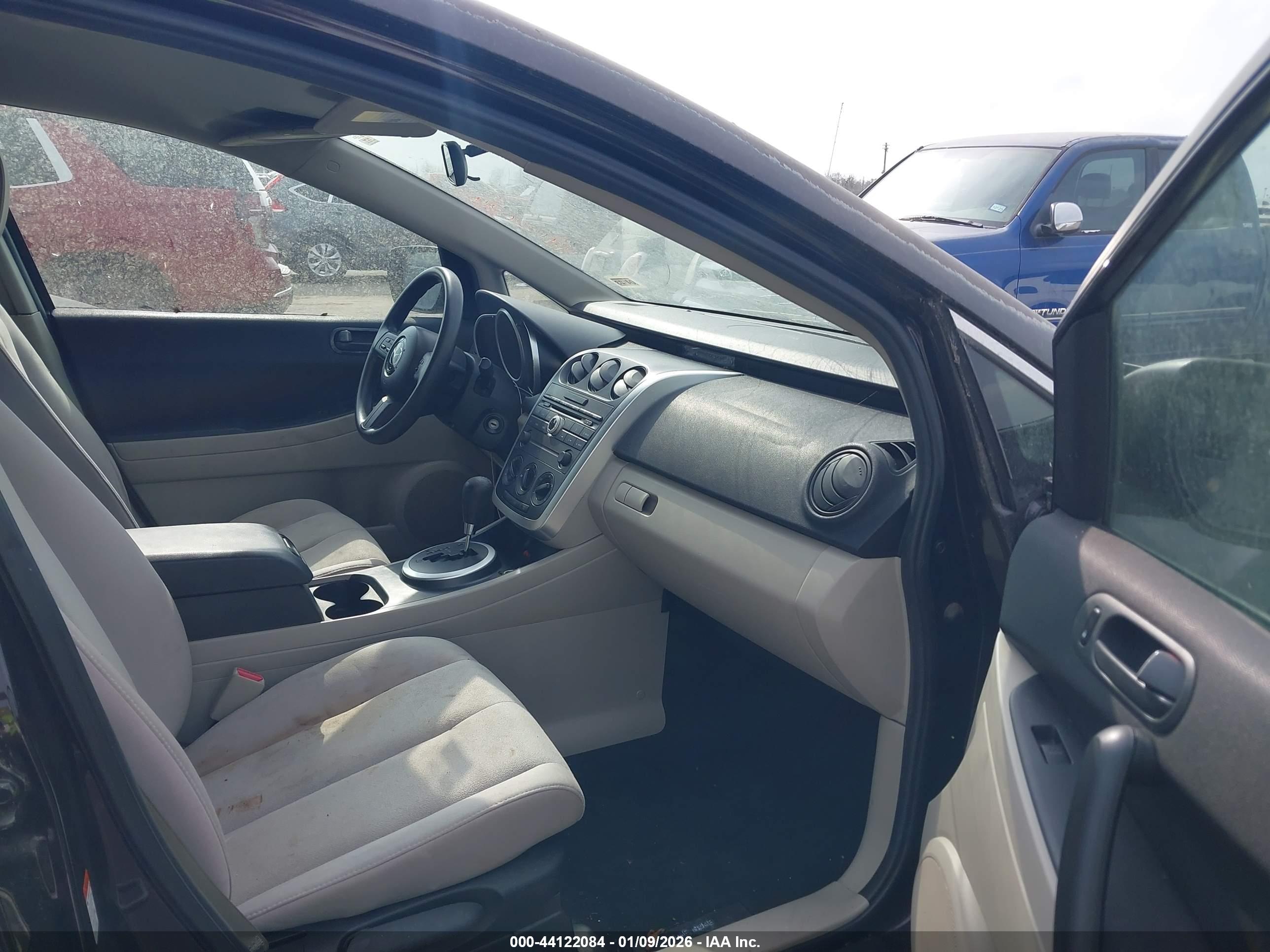 MAZDA CX-7 image 5