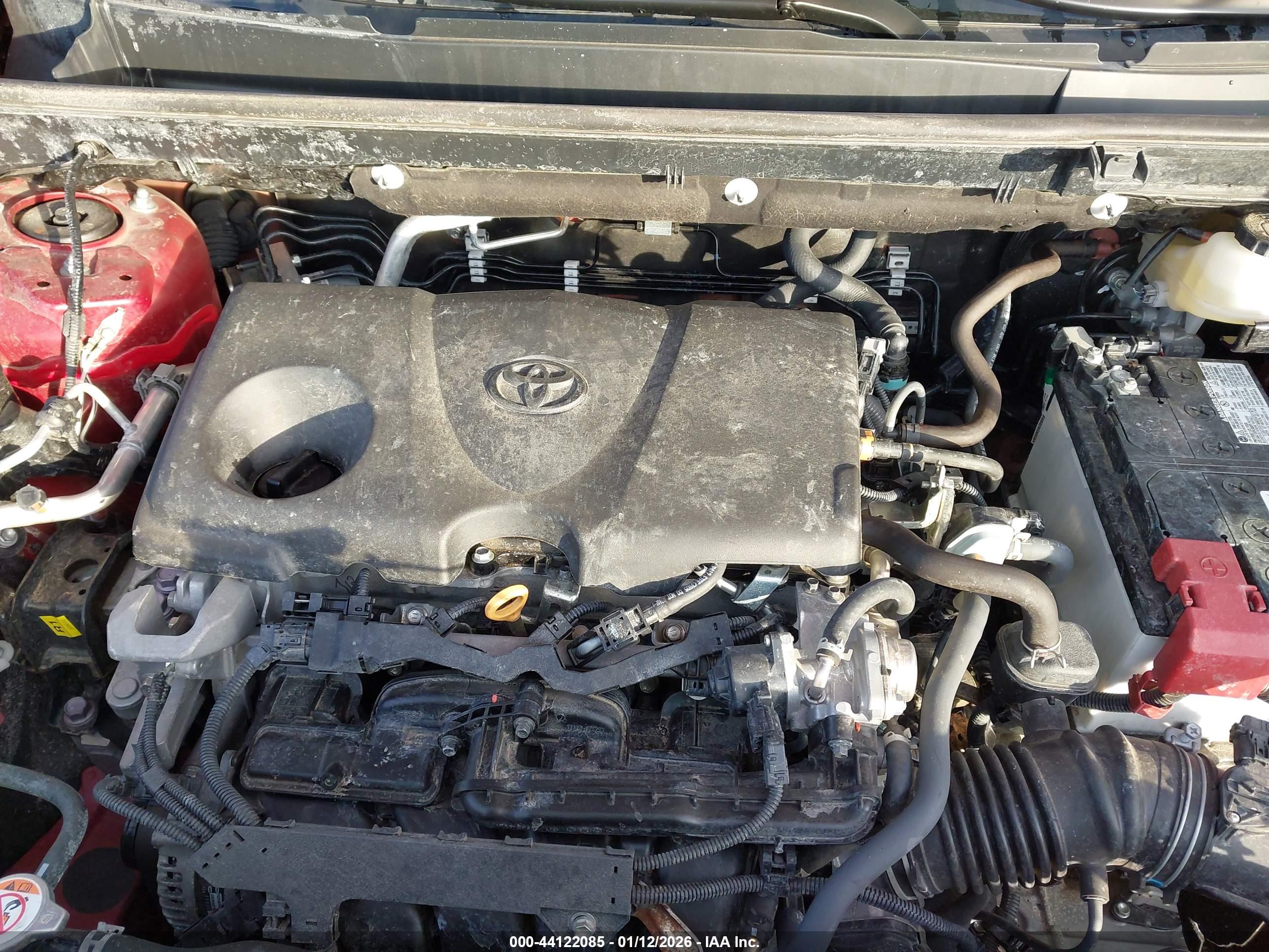 TOYOTA RAV4 image 10