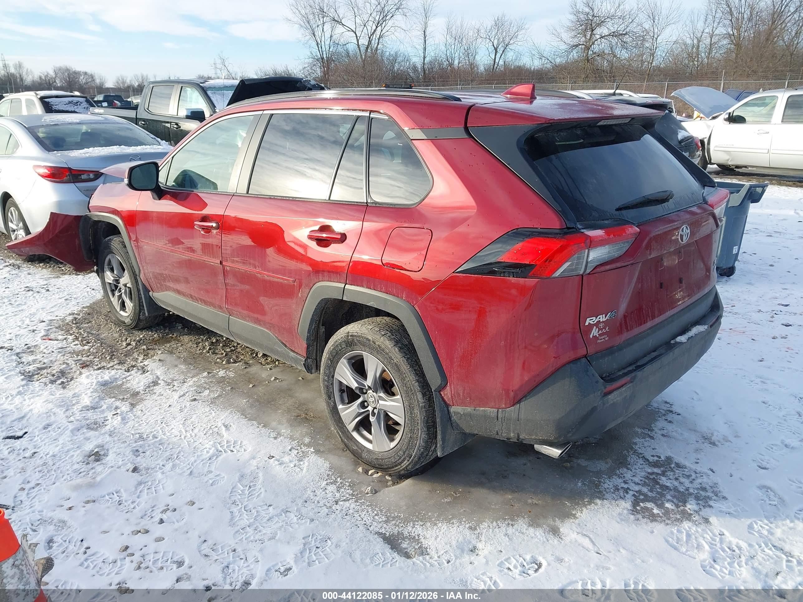 TOYOTA RAV4 image 3