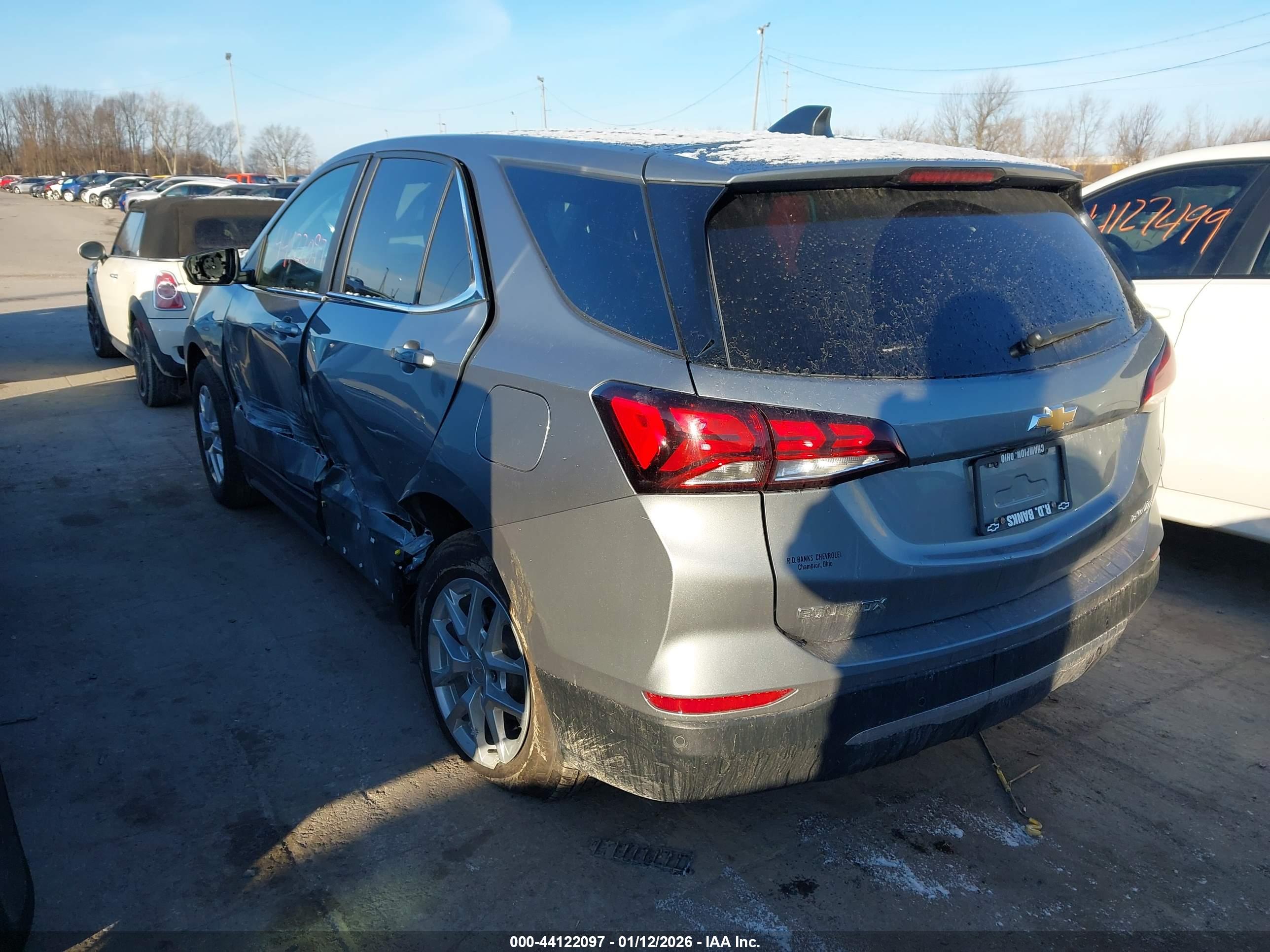 CHEVROLET EQUINOX image 3