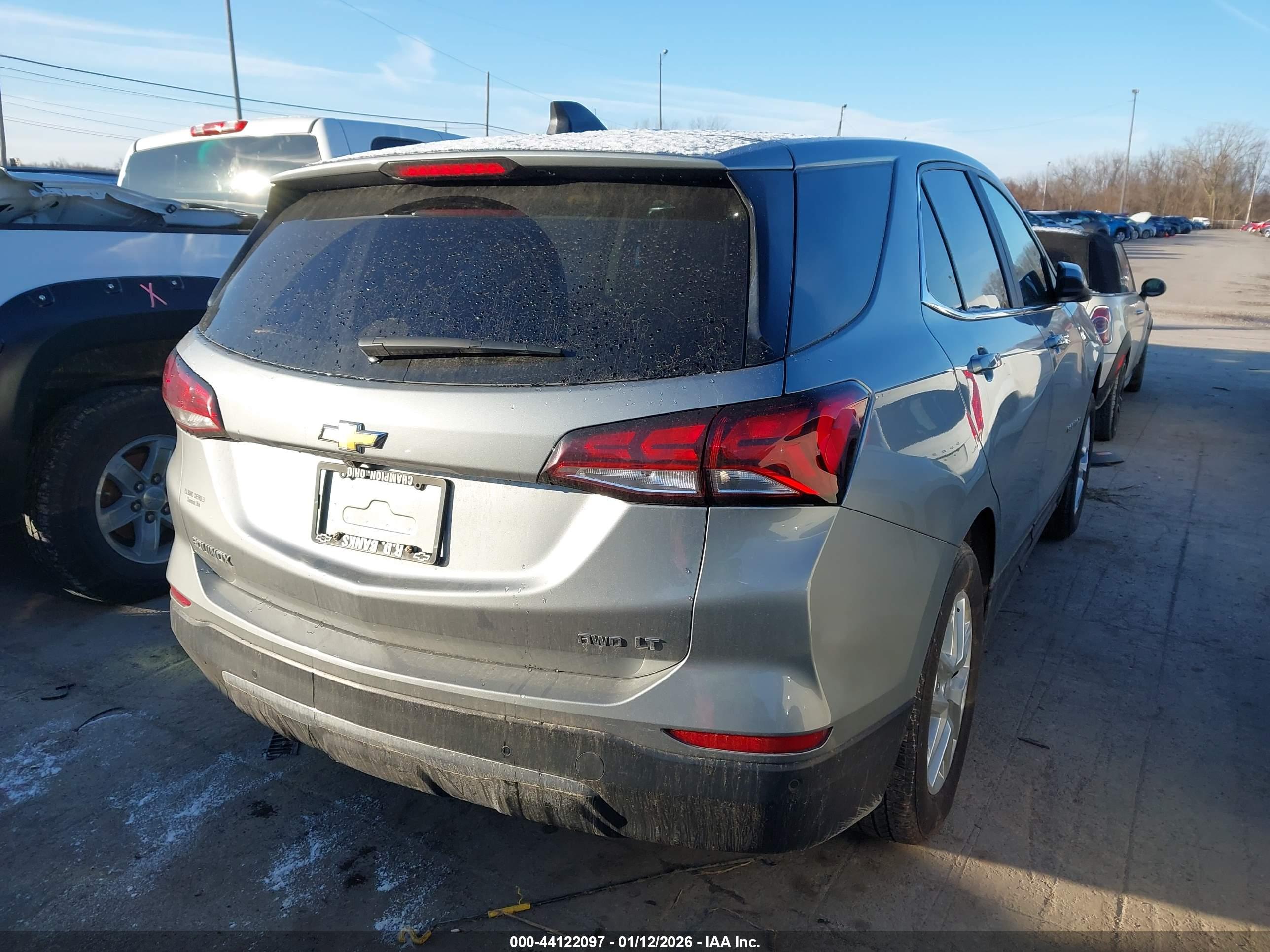CHEVROLET EQUINOX image 4