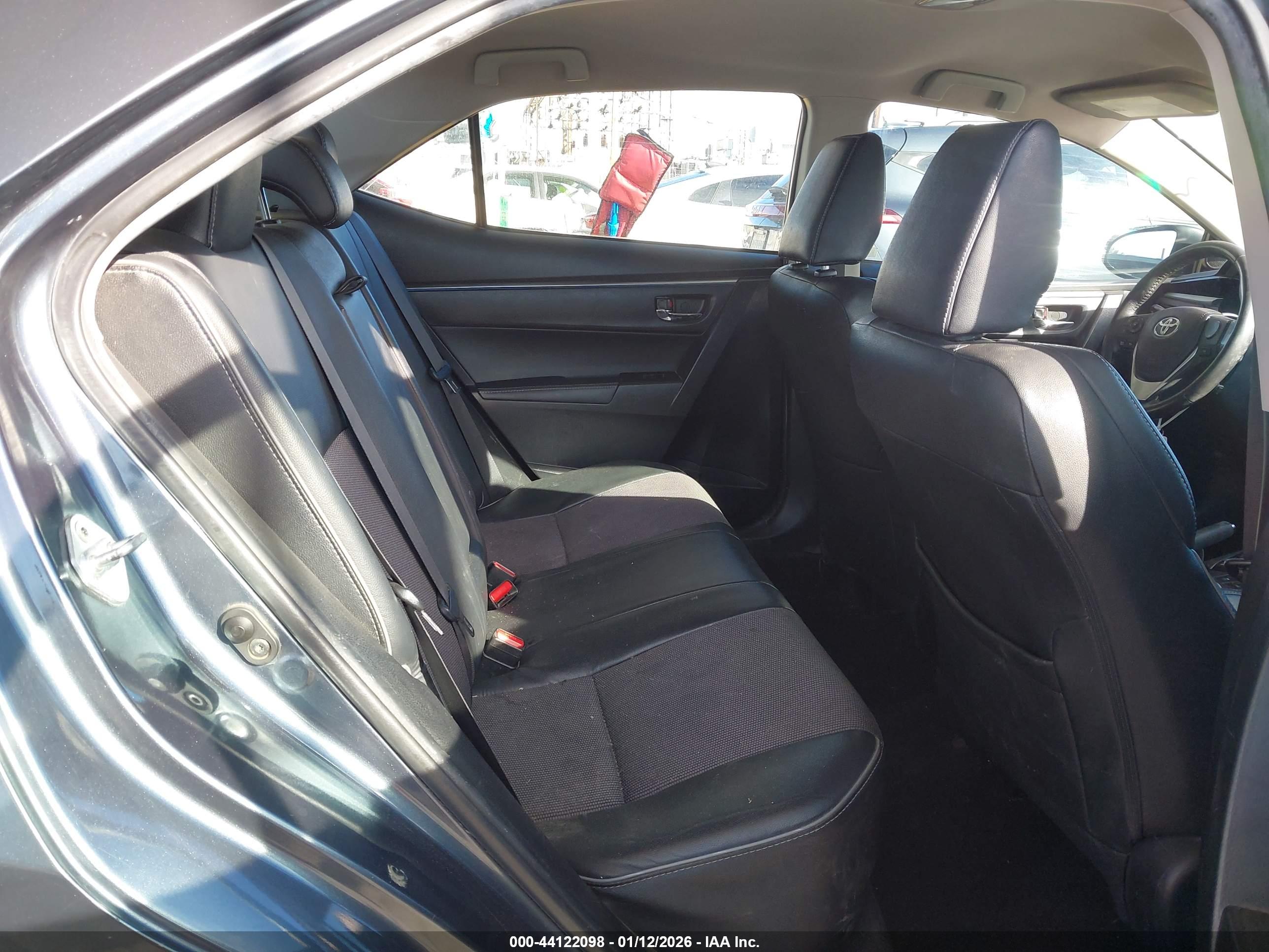TOYOTA COROLLA image 8