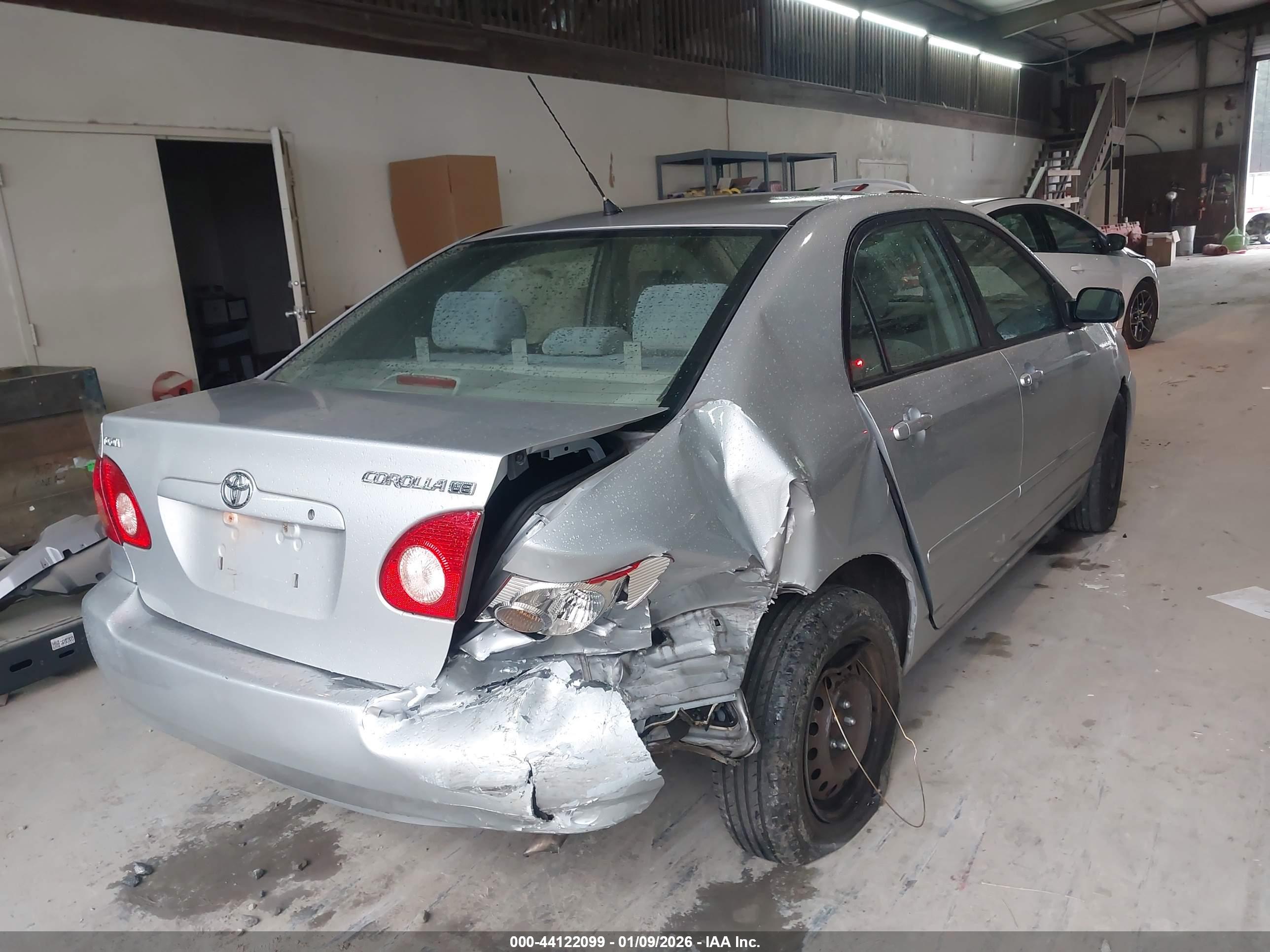 TOYOTA COROLLA image 4