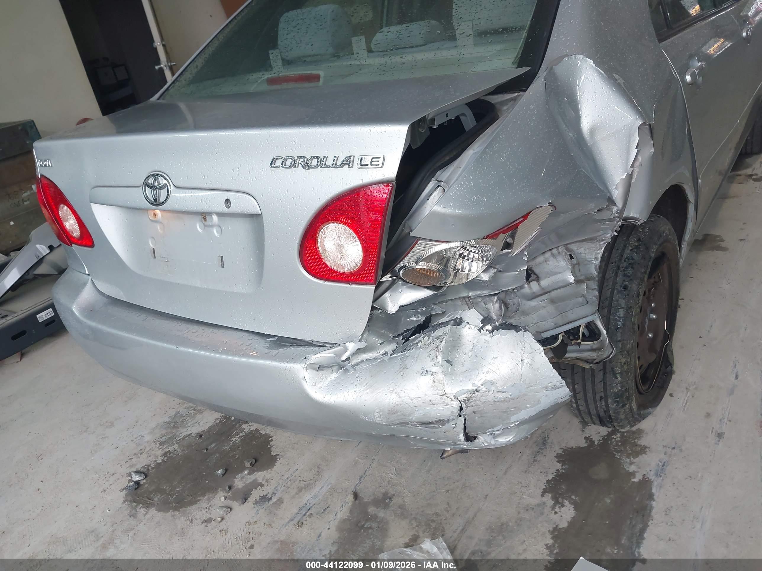 TOYOTA COROLLA image 6