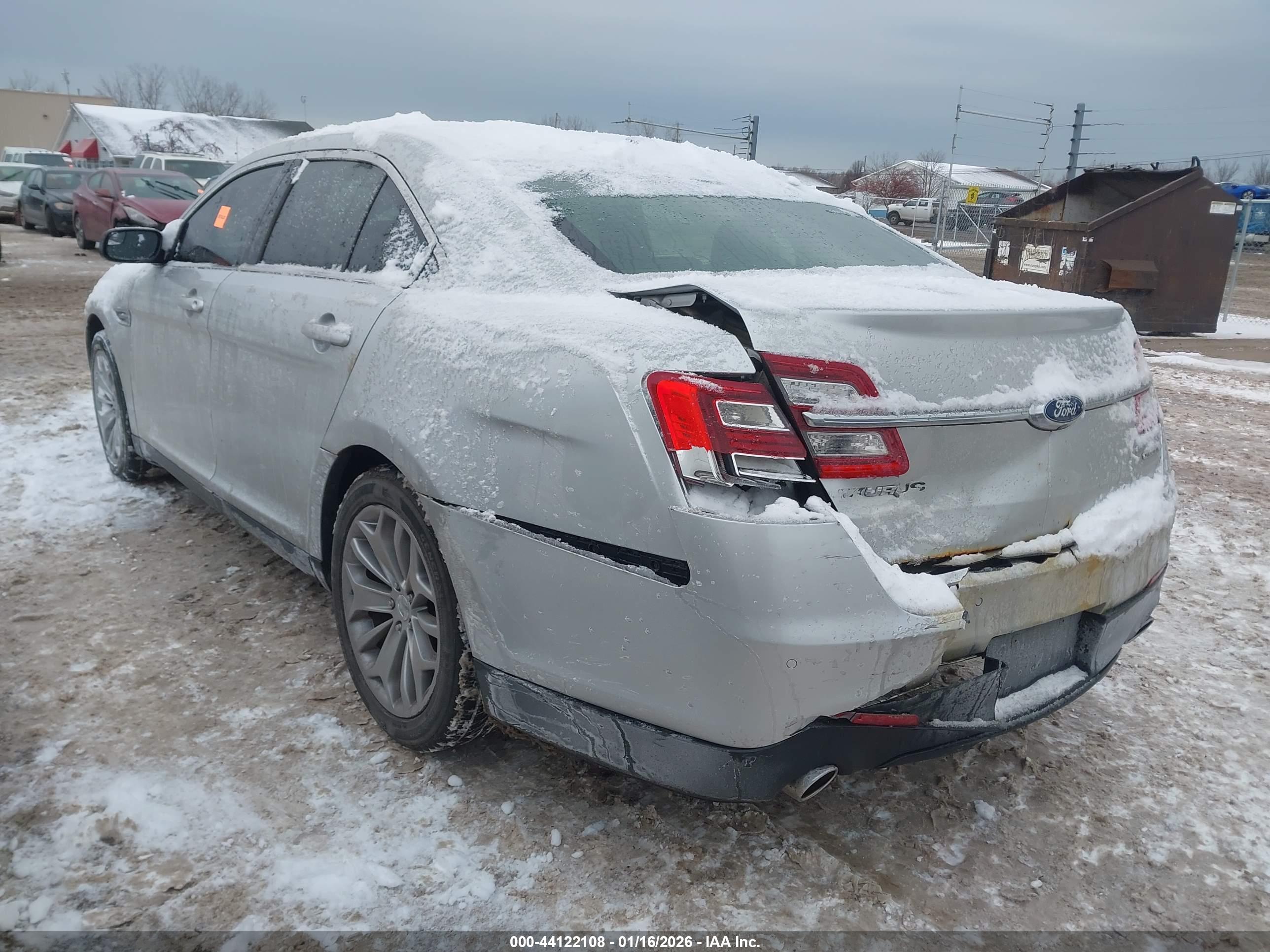 FORD TAURUS image 3