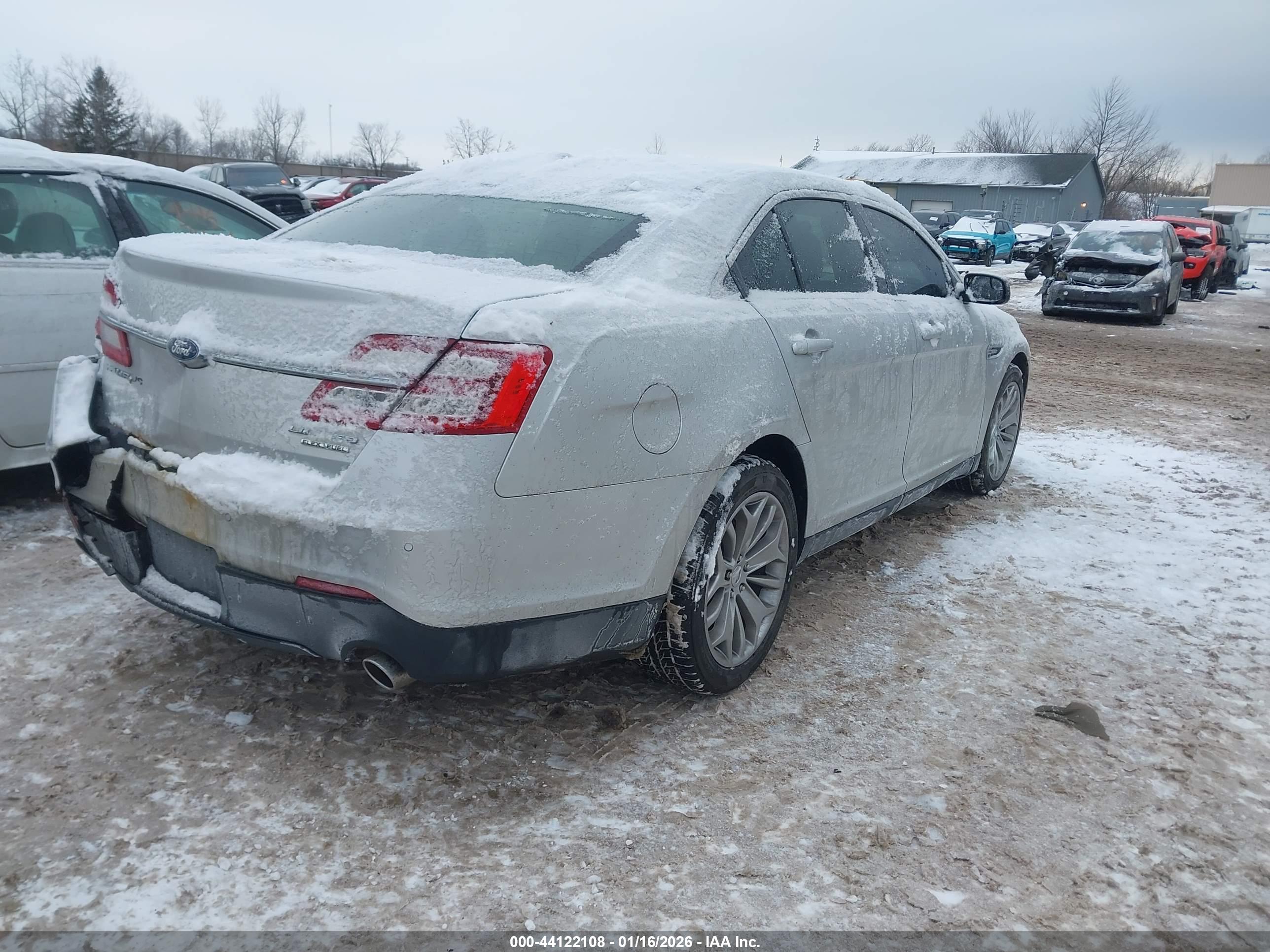 FORD TAURUS image 4