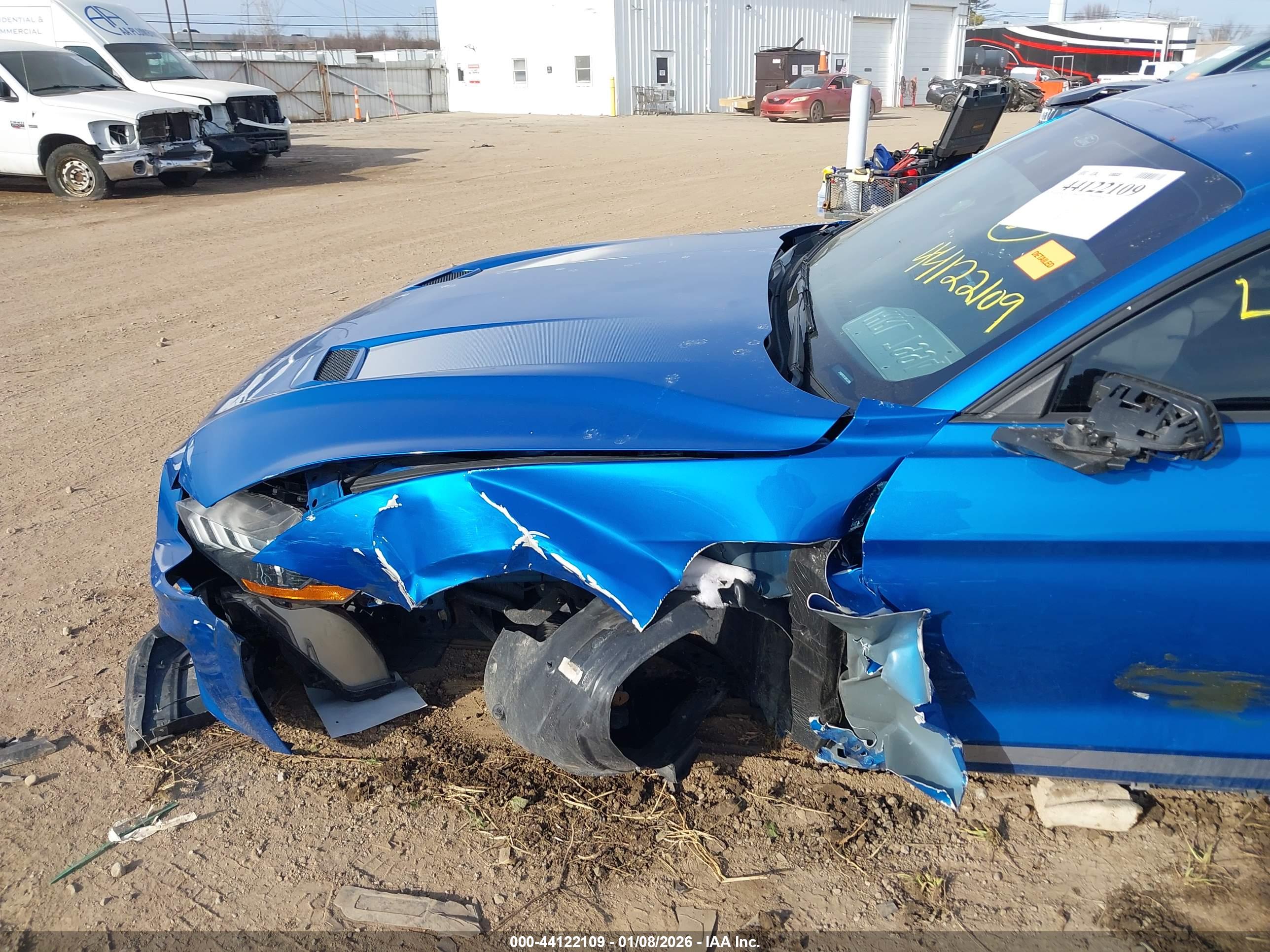 FORD MUSTANG image 6