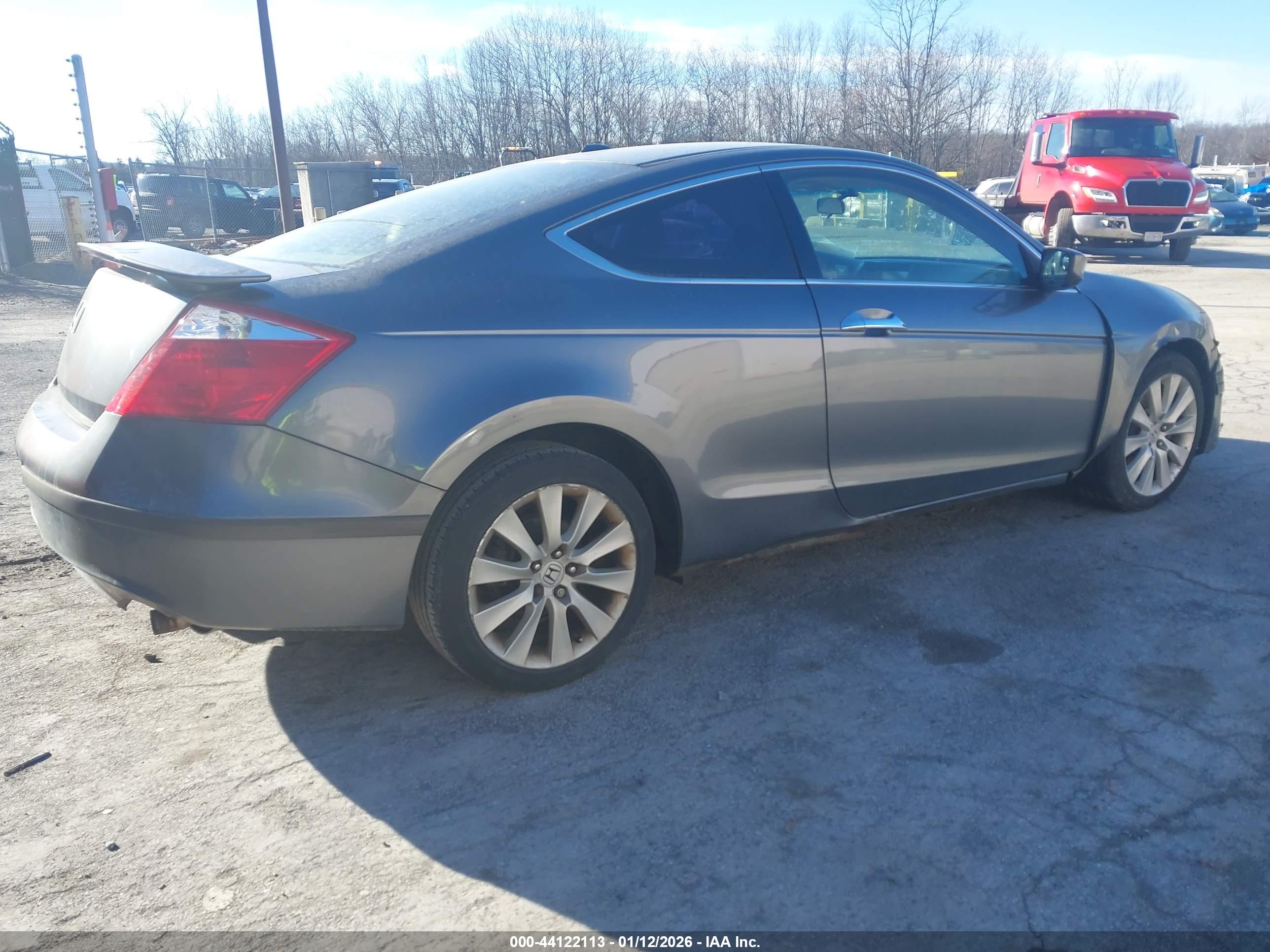 HONDA ACCORD image 4