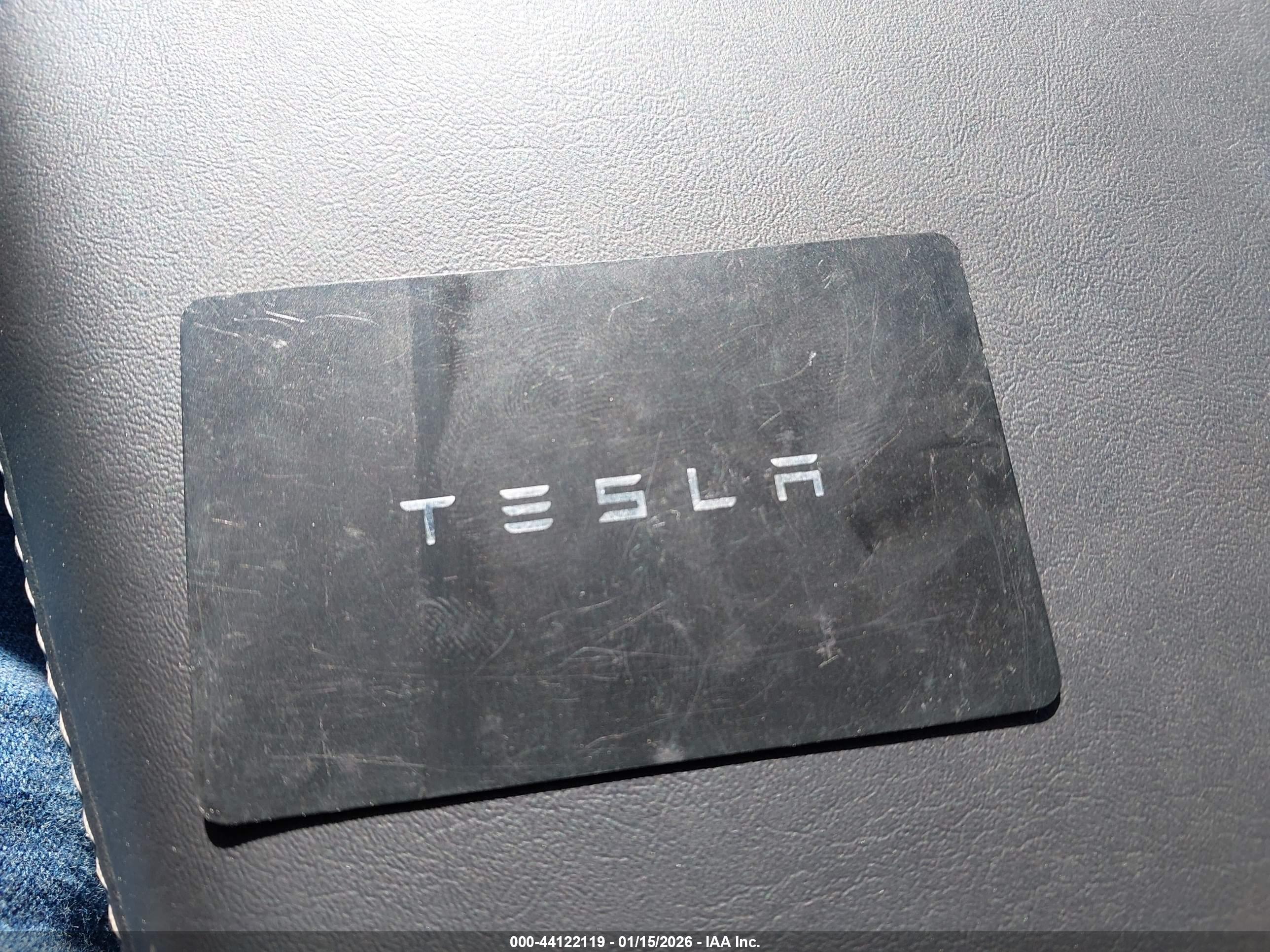 TESLA MODEL image 11