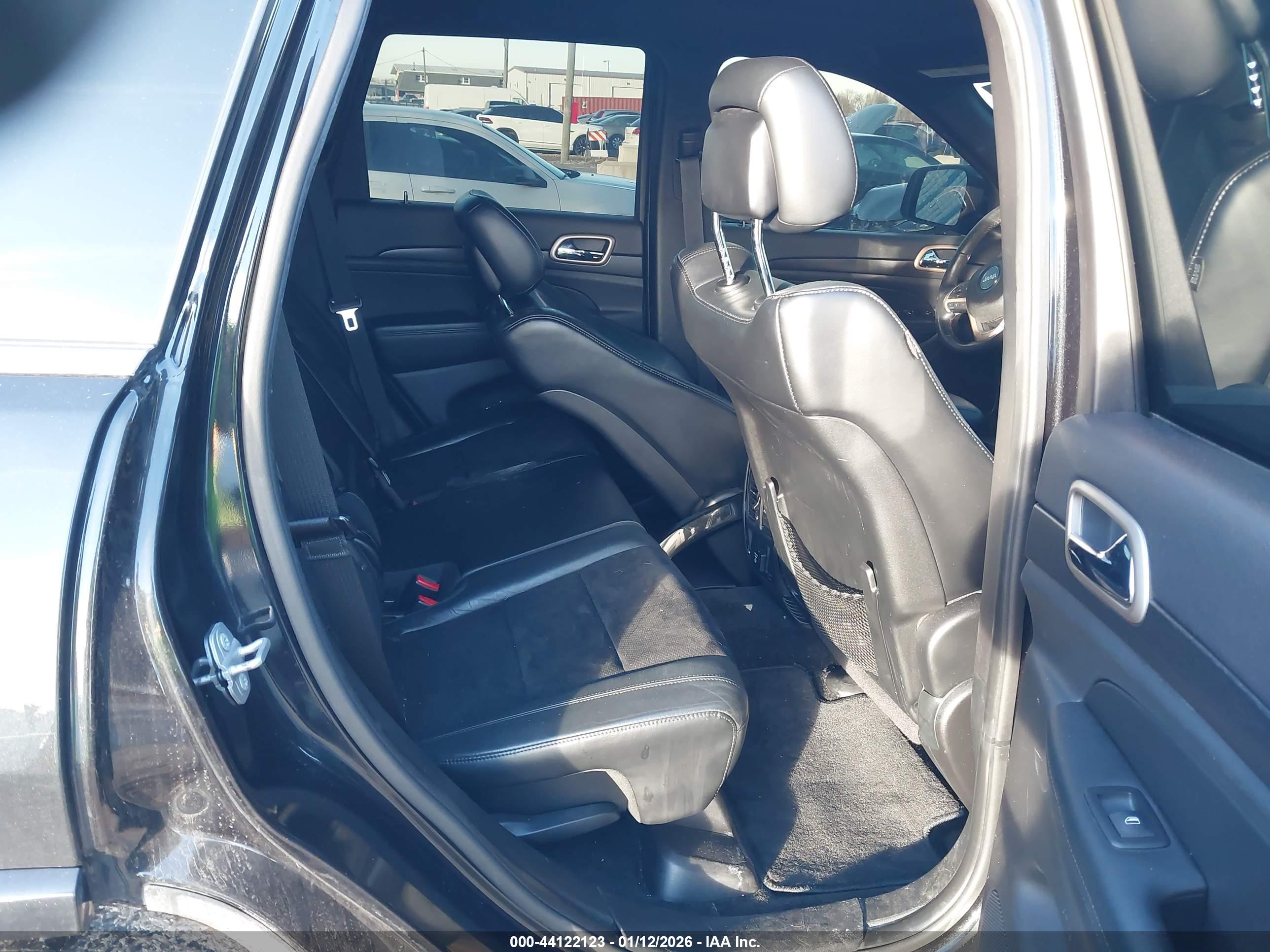 JEEP GRAND image 8